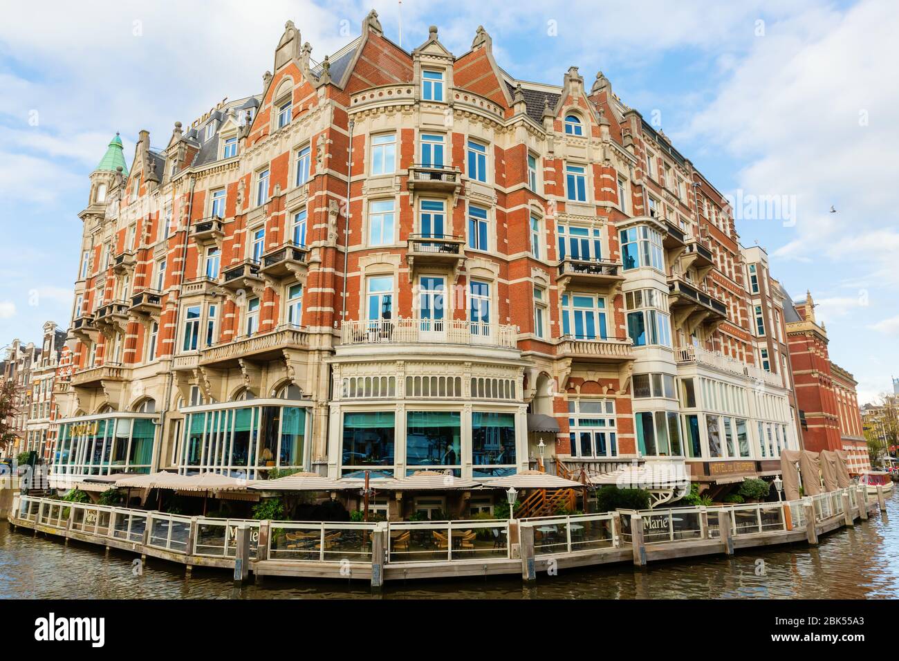 Amsterdam, Pays-Bas - 28 octobre 2019: Hôtel de l'Europe à Amsterdam. L'hôtel de l'Europe est un hôtel de luxe 5 étoiles le long de la rivière Amstel Banque D'Images