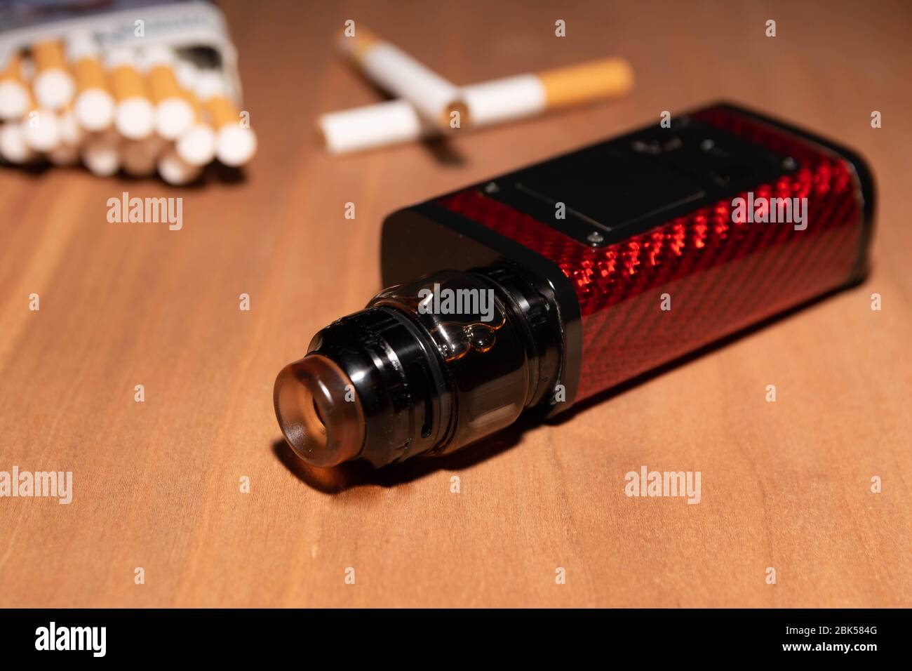 Bote rouge vape Banque de photographies et d'images  haute rsolution -  Alamy