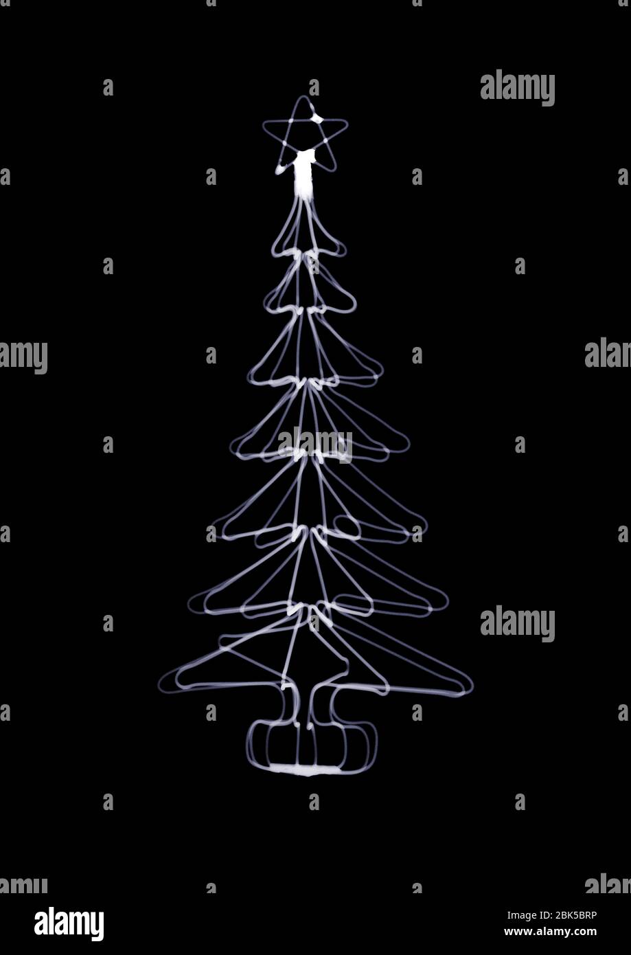 Câblez l'arbre de fête avec une étoile sur le dessus, la radiographie. Banque D'Images