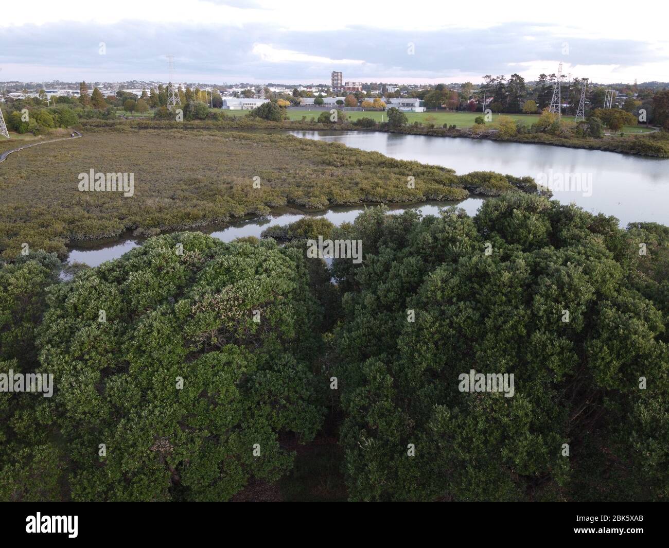 Tir de drone sur la rivière Whau, Auckland, Nouvelle-Zélande Banque D'Images