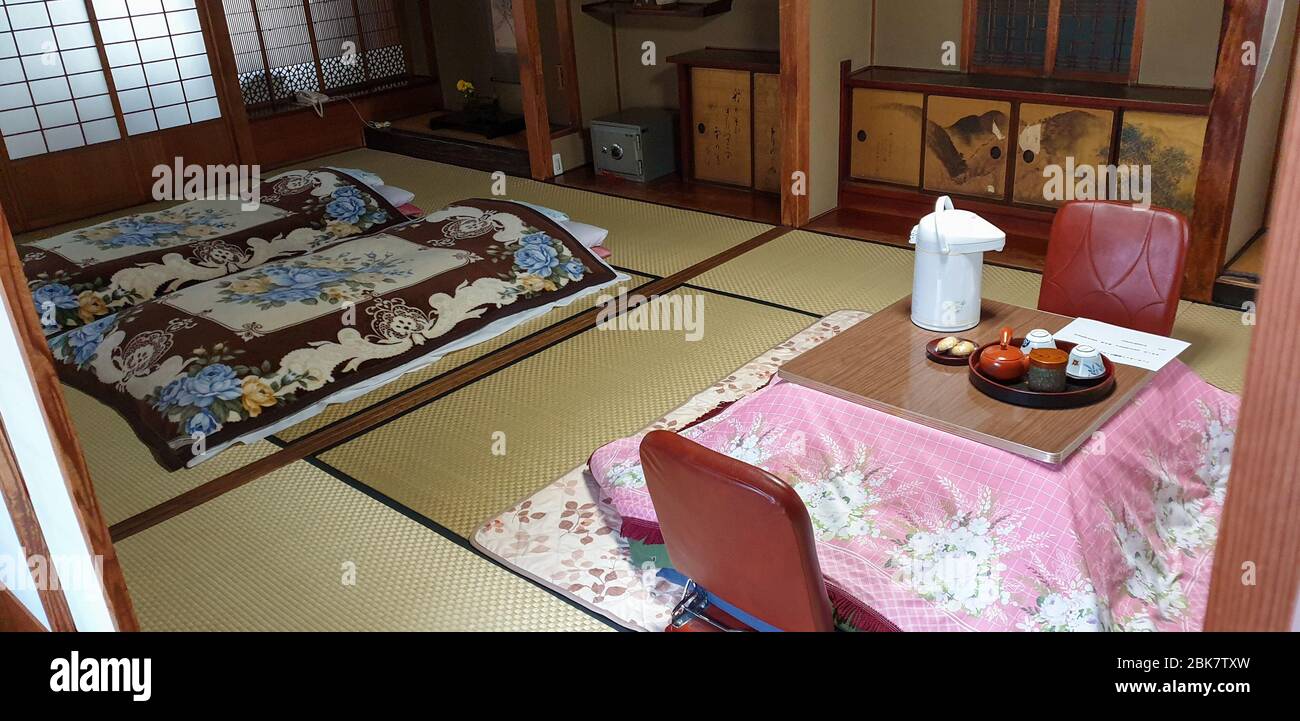 Chambre traditionnelle du vieux Ryokan, Japon Banque D'Images