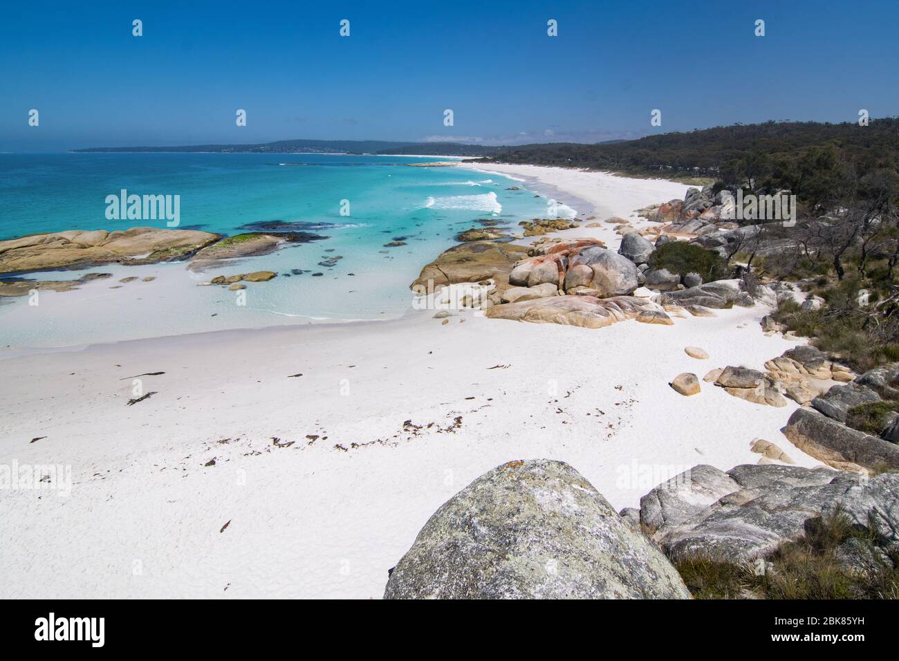 Rochers à la baie des feux en Tasmanie Banque D'Images