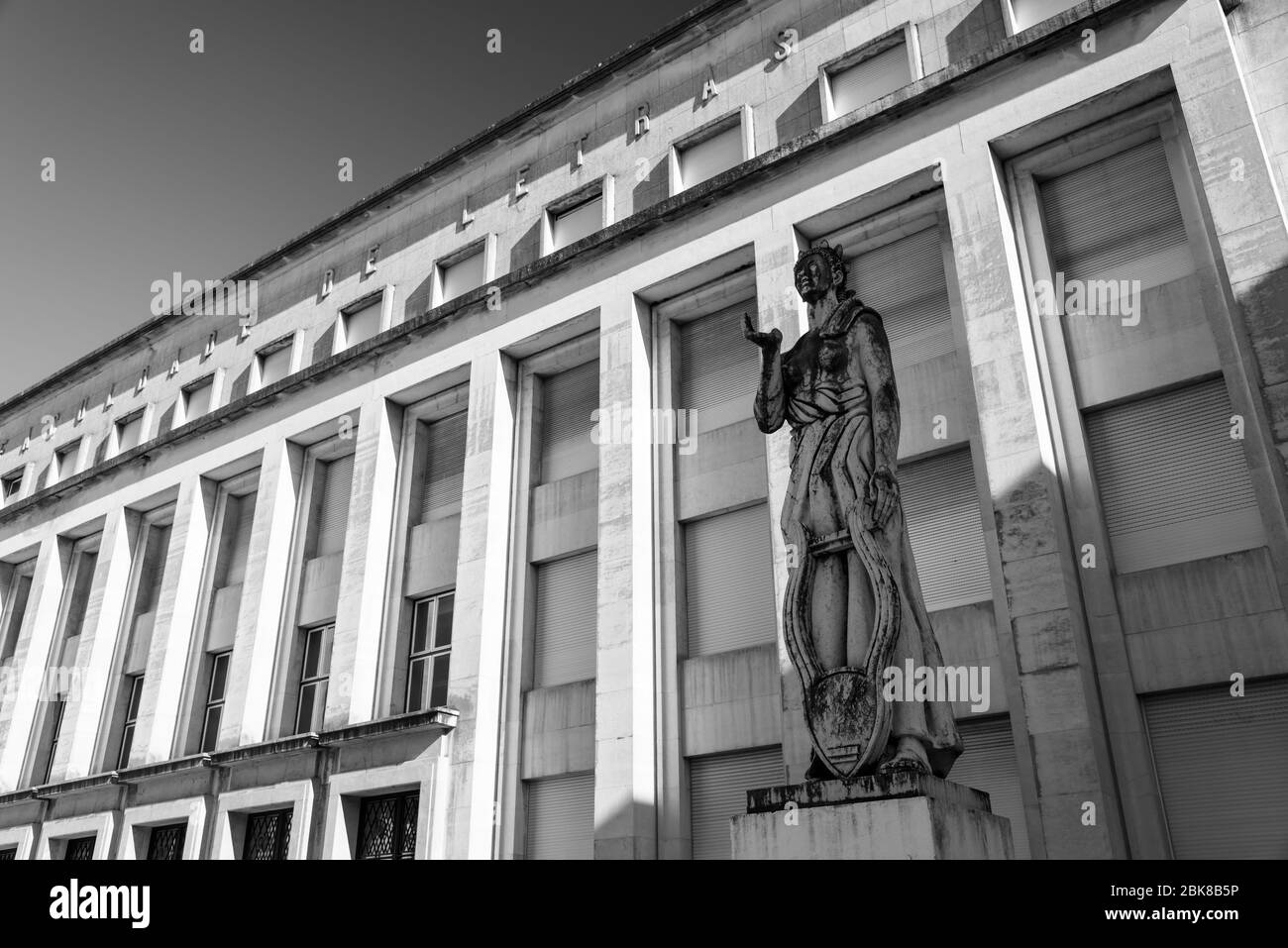 Détails du nouveau bâtiment de l'université dans la ville de Coimbra. Banque D'Images