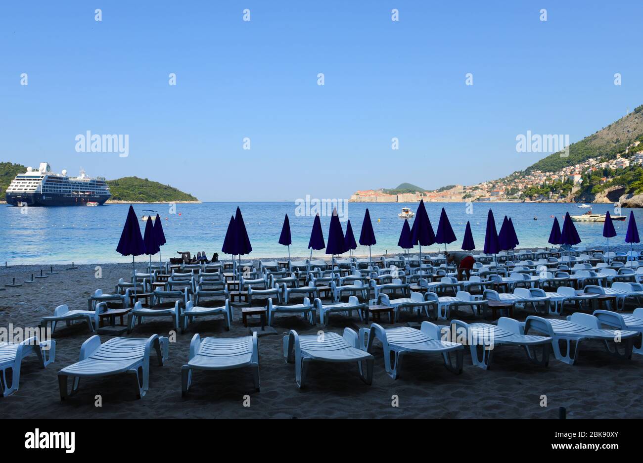 La belle plage de Sveti Jakov, en périphérie de Dubrovnik, en Croatie. Banque D'Images