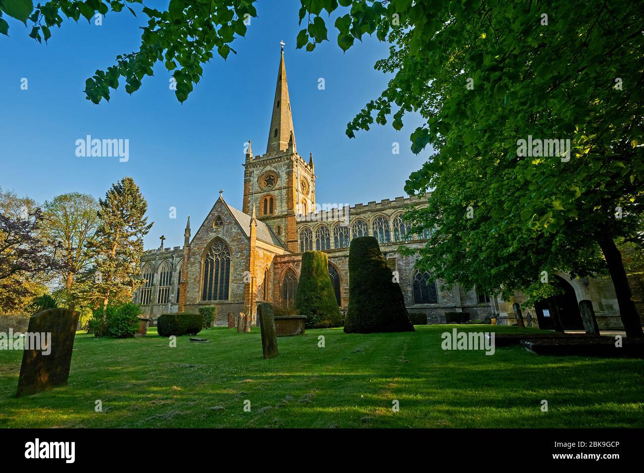 Église Sainte-Trinité Stratford upon Avon, Warwickshire, lieu de sépulture de William Shakespeare. Banque D'Images