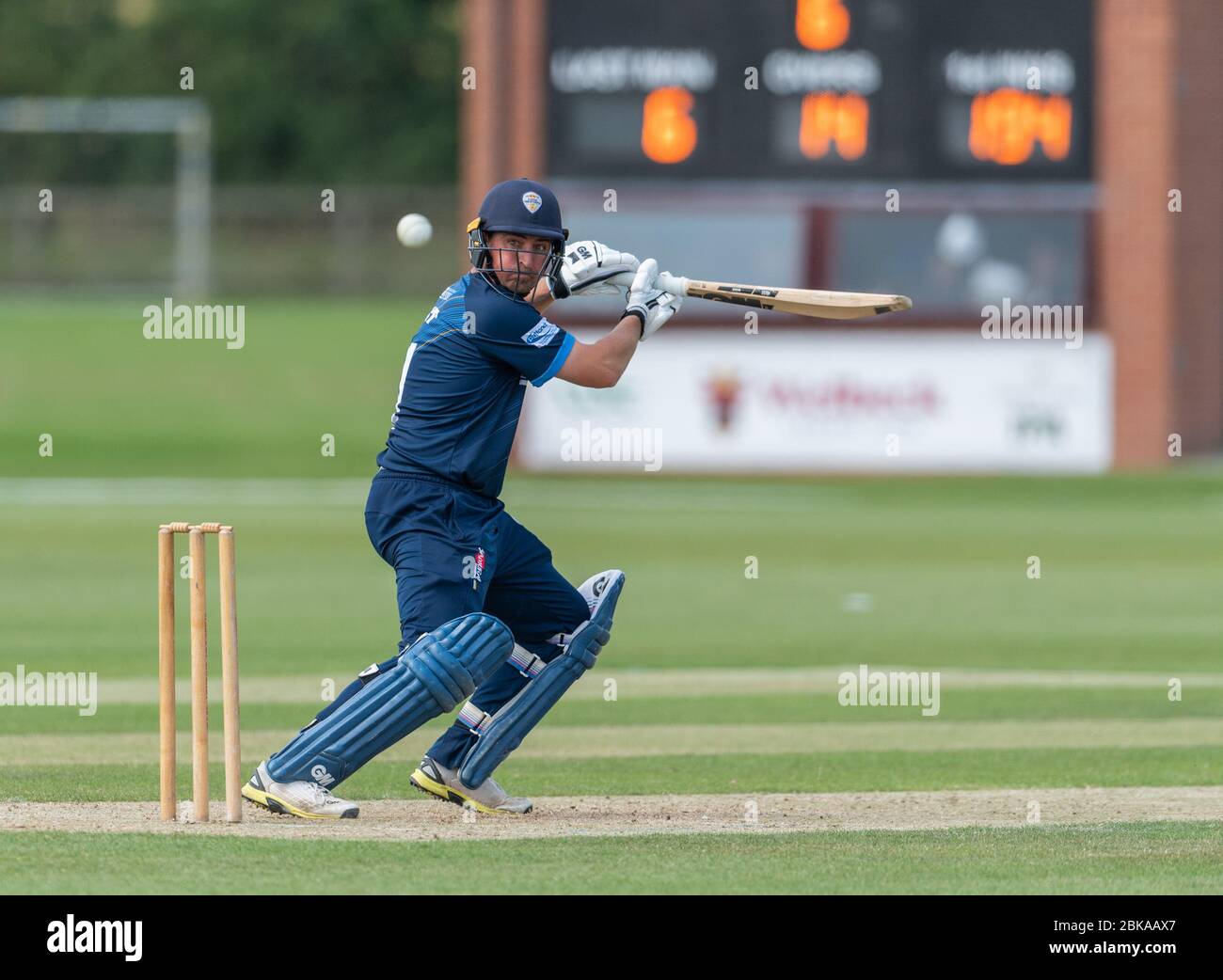 Daryn Smit de Derbyshire batting pour un Derbyshire 2e XI contre le tinghamshire au Welbeck Cricket Club 15 juillet 2019 Banque D'Images