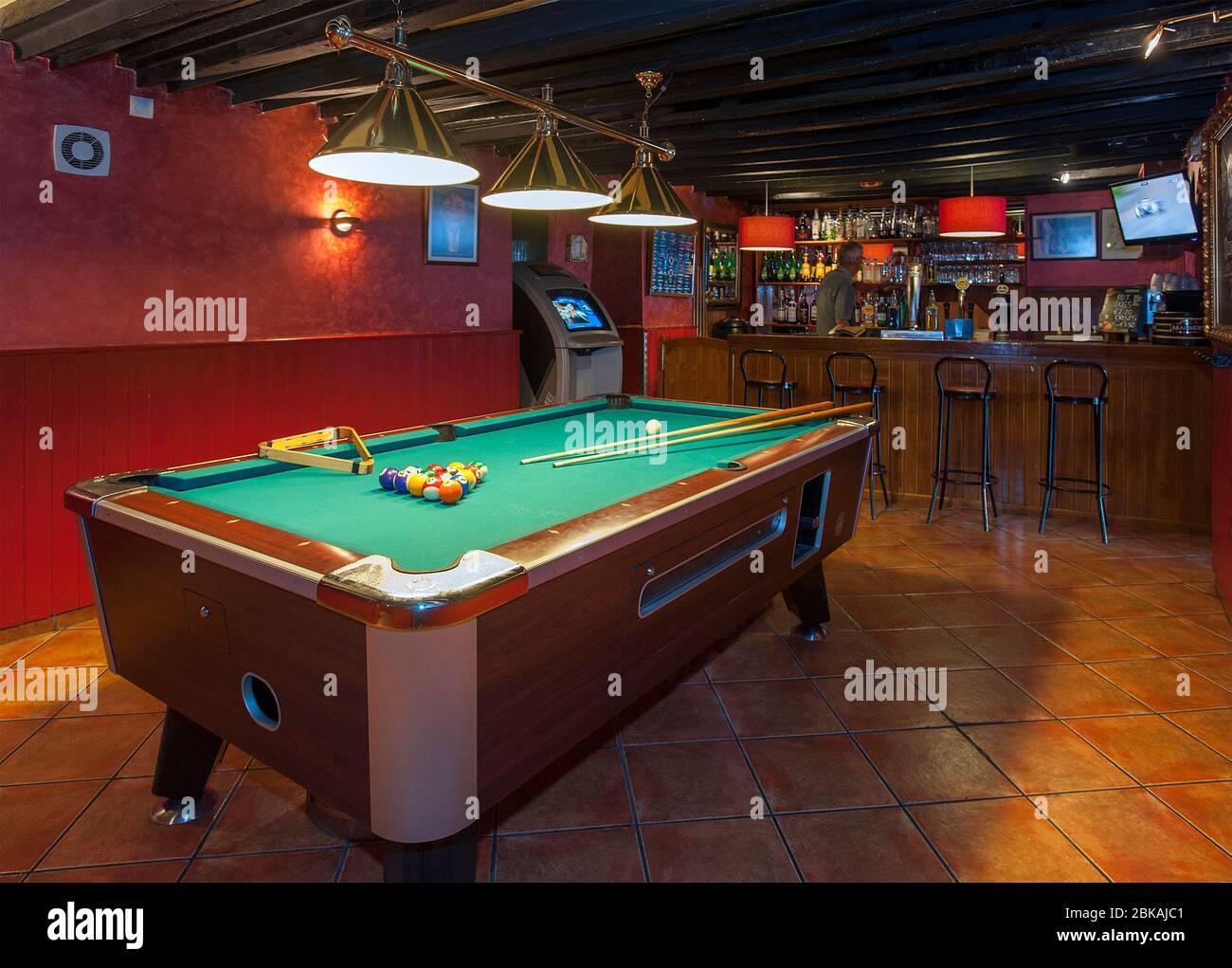 Table de billard au bar Photo Stock - Alamy