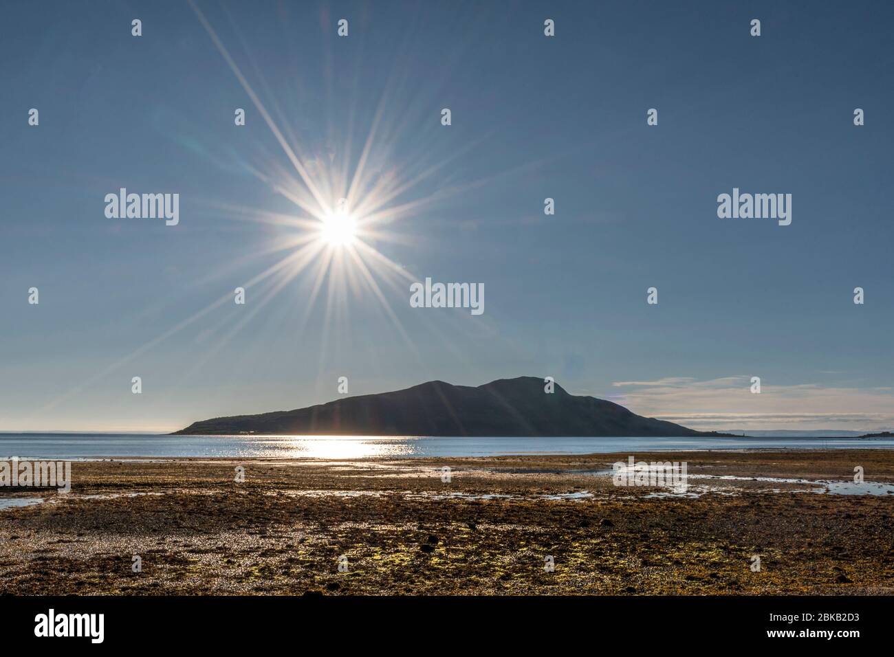 île sainte de laflash avec soleil levant, arran Banque D'Images