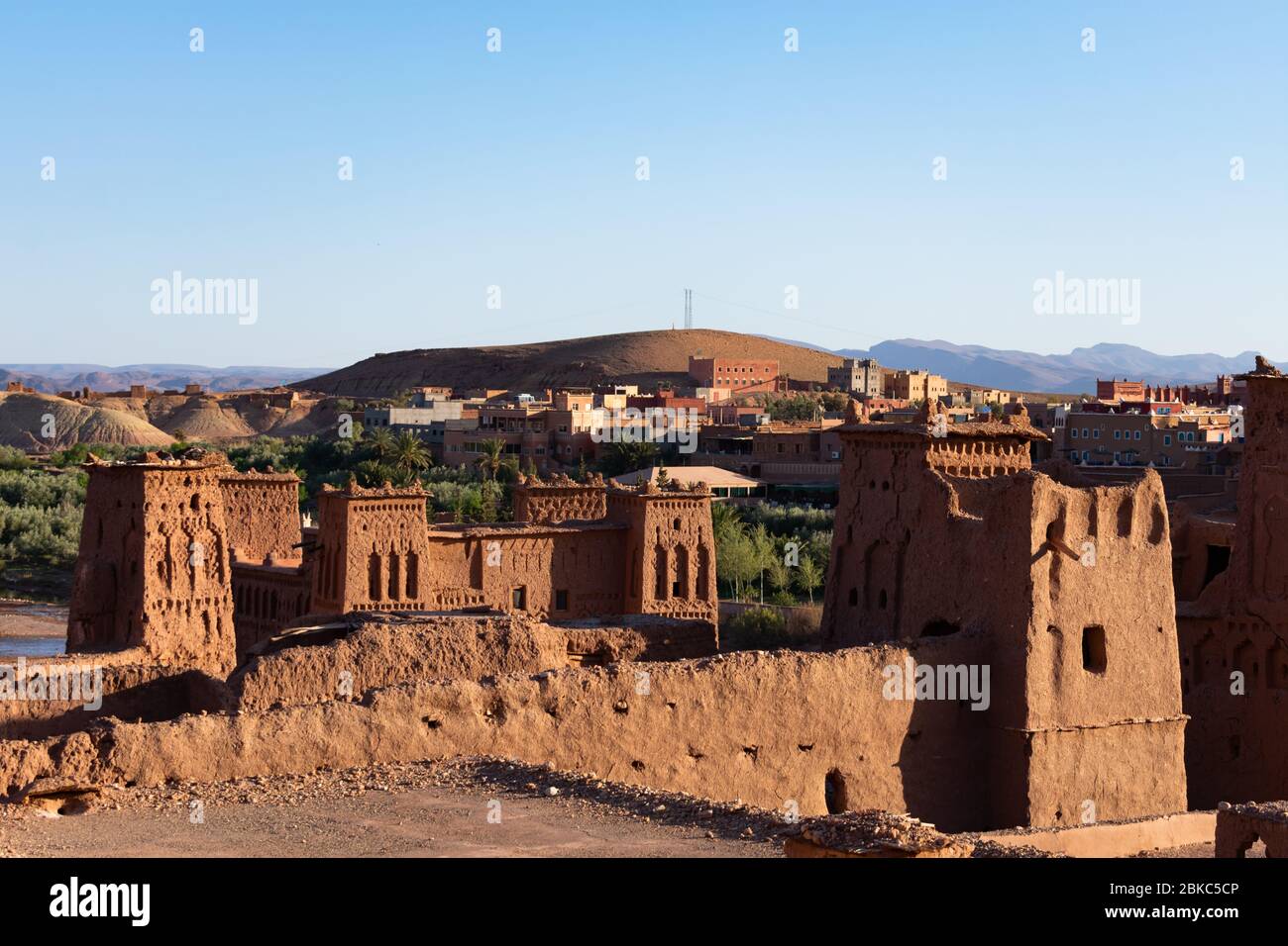 Tours à ait Ben Haddou au Maroc Banque D'Images