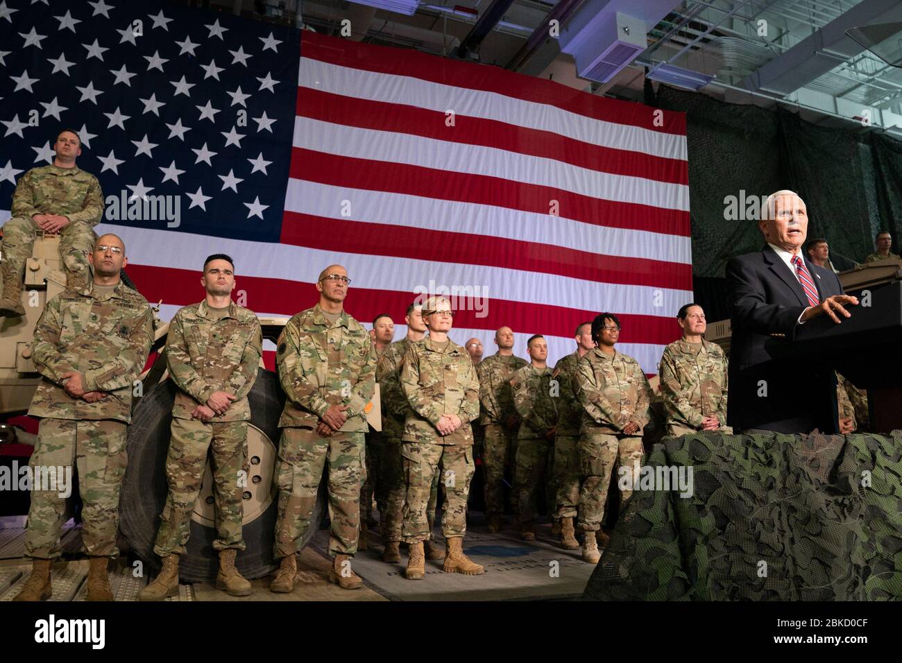 Le vice-président Mike Pence visite les troupes à ft. McCoy au Wisconsin jeudi 16 mai 2019 Vice-président Mike Pence à ft. McCoy Banque D'Images