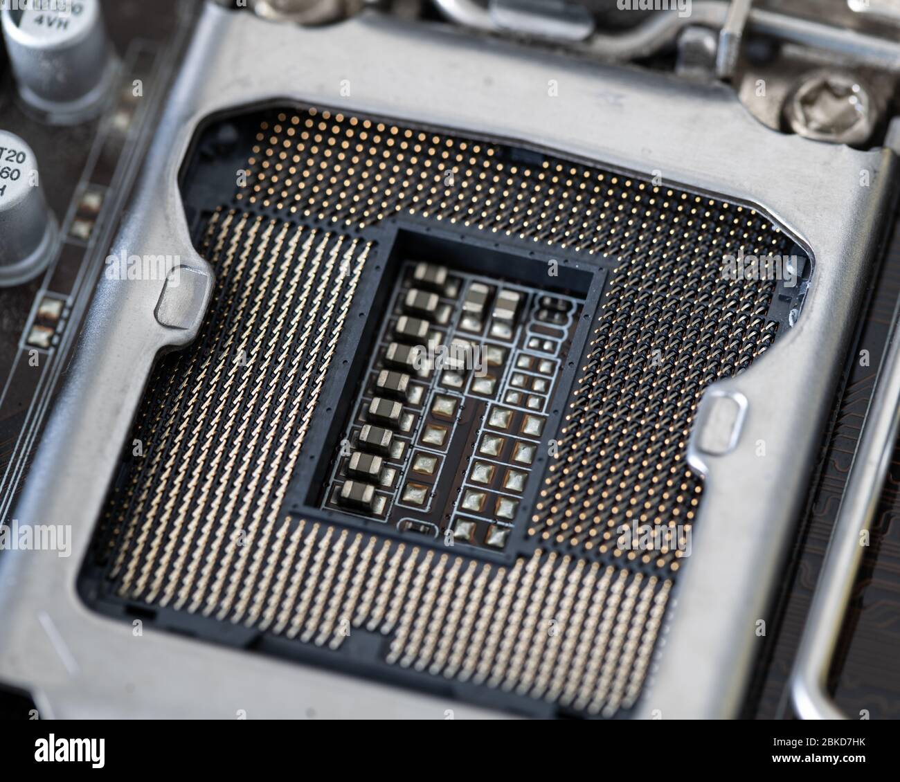 Le processeur est une petite puce qui réside dans les ordinateurs et autres appareils électroniques Banque D'Images