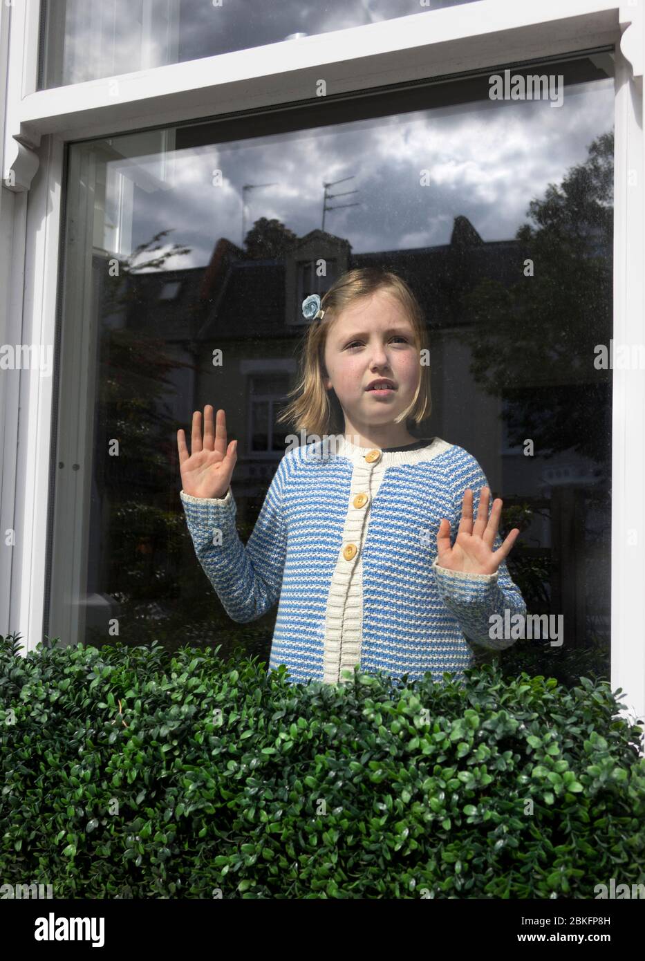 Confinement à domicile de l'enfant pendant le confinement du coronavirus Banque D'Images