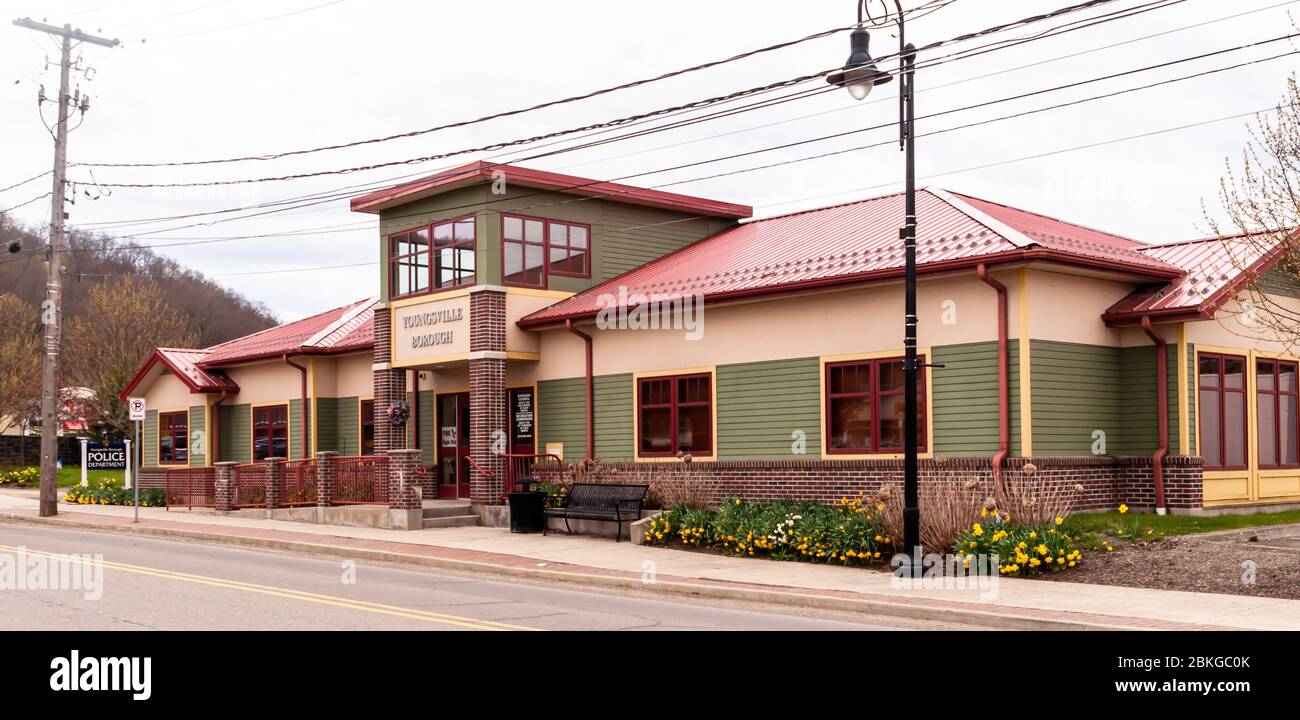 L'entrée du bâtiment de l'arrondissement de Youngsville, Youngsville, Pennsylvanie, États-Unis Banque D'Images