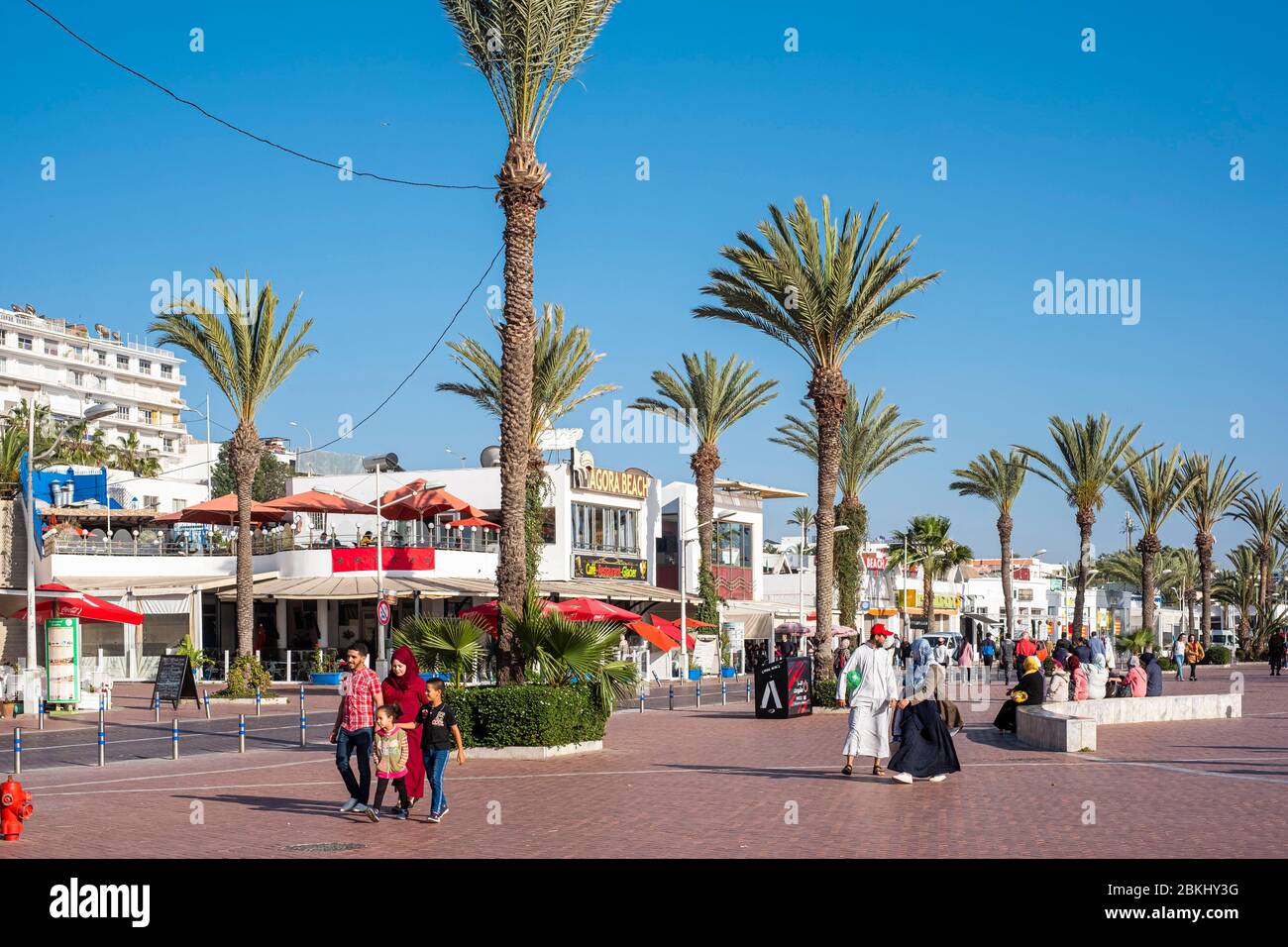Maroc, Souss-Massa, Agadir, la Corniche, promenade en bord de mer Photo  Stock - Alamy