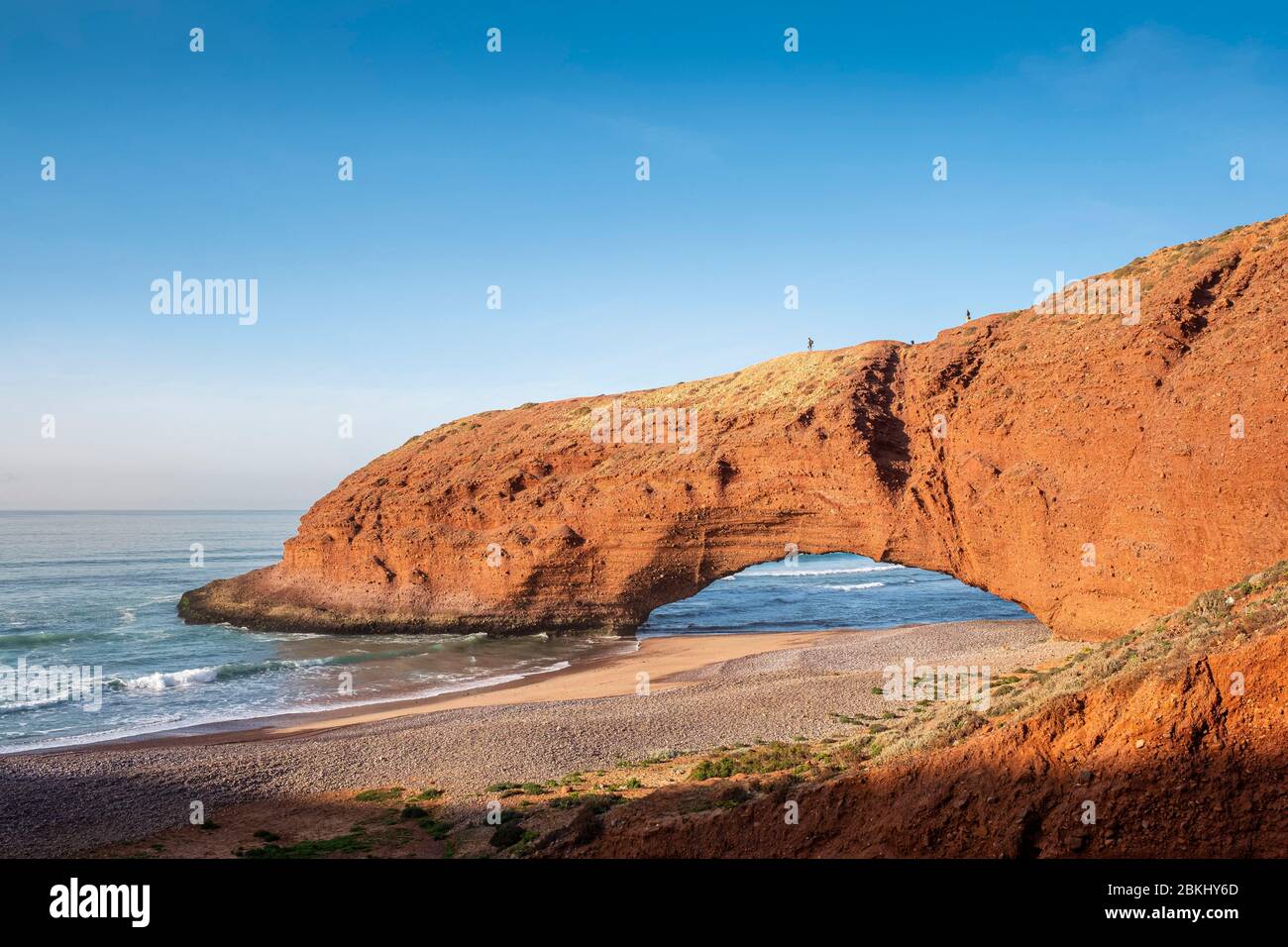 Maroc, région de Guelmim-Oued noun, plage de Sidi Ifni, arche naturelle Banque D'Images