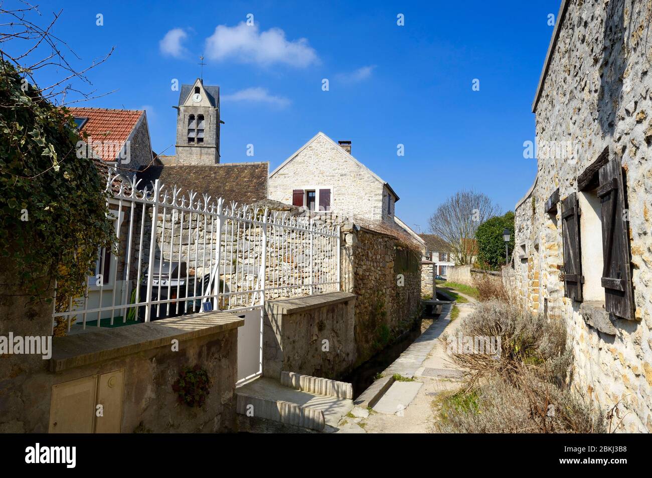 France, Seine et Marne, village de Maincy à côté du château de Vaux-le-Vicomte, Ru (rivière) Banque D'Images