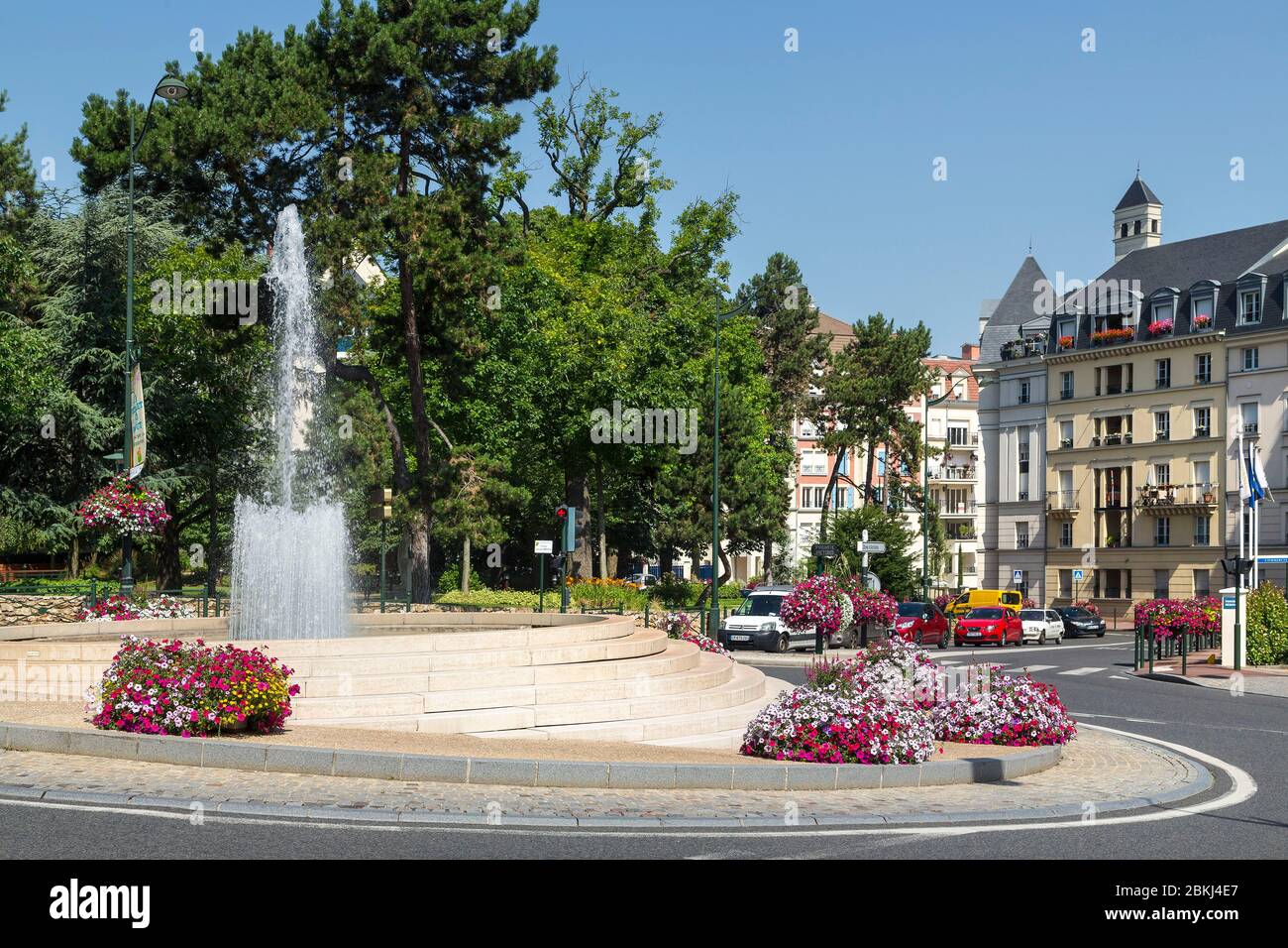 France, hauts de Seine, le Plessis-Robinson, place Charles Pasqua, avenue Aristide Briand Banque D'Images