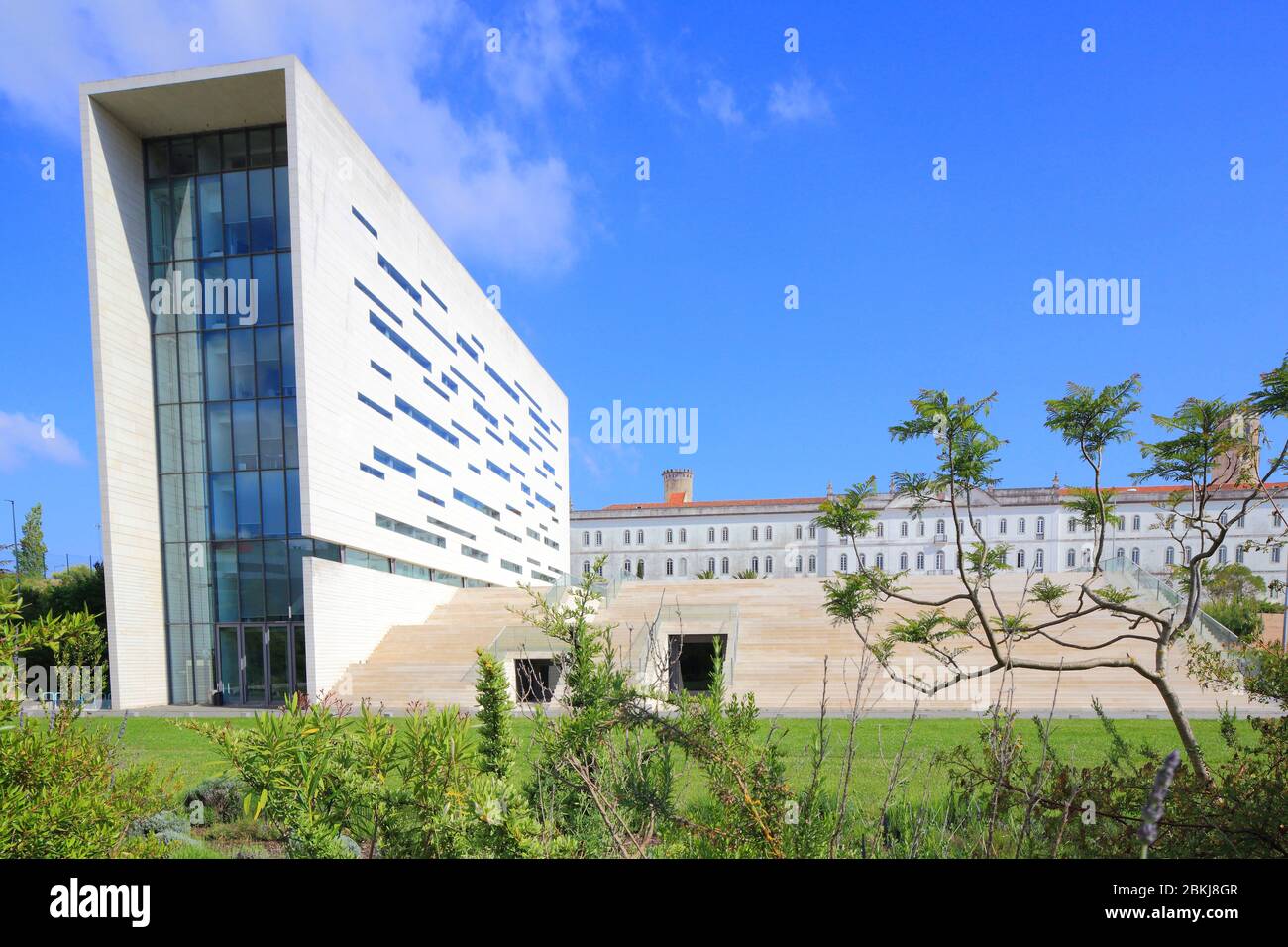 Portugal, Lisbonne, Campolide, Nouvelle Université de Lisbonne (Universidade Nova de Lisboa), campus conçu par les architectes Manuel Rocha Aires Mateus et Francisco Xavier Rocha Aires Mateus Banque D'Images