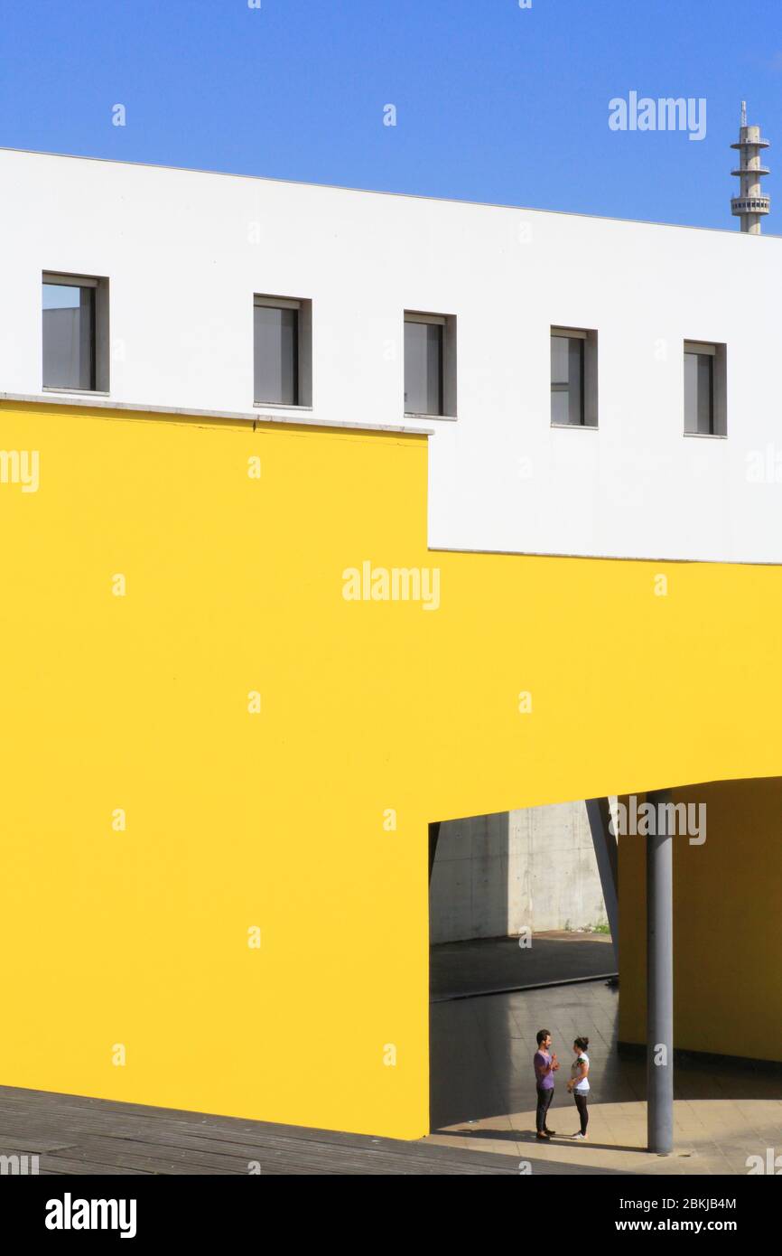 Portugal, Lisbonne, ESML école de musique (Escola Superior de Música do Instituto Politécnico de Lisboa) construite en 2008 et conçue par la firme d'architecture Carrilho da Graça Arquitectos Banque D'Images