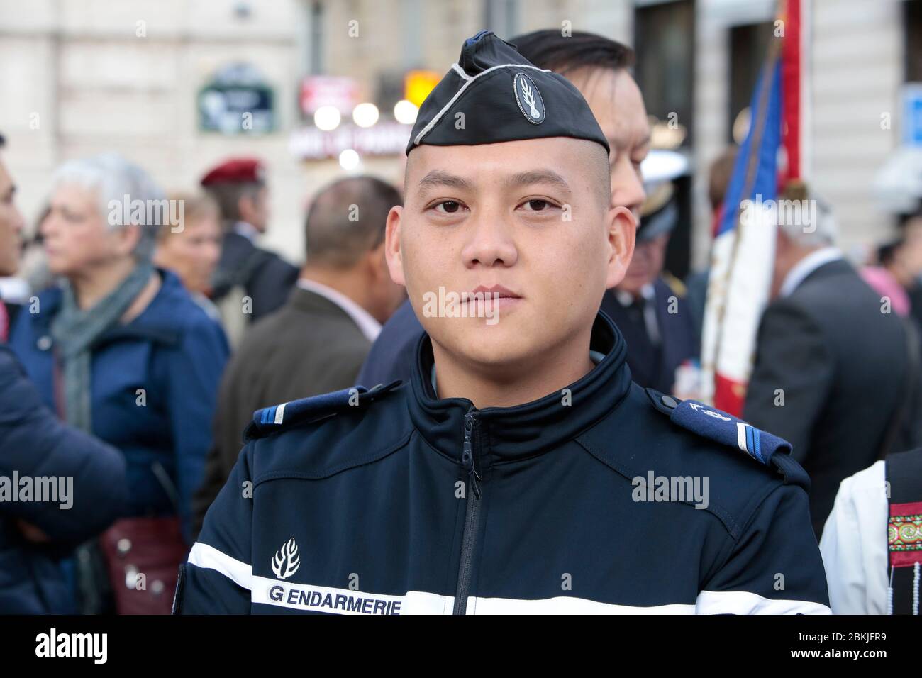 France, Paris, policier Hmong Banque D'Images