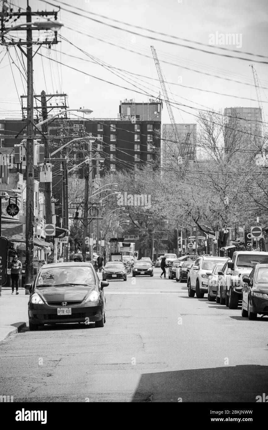 TORONTO, ONTARIO, CANADA - LE 5 MAI 2020 : VILLE DE TORONTO PENDANT LA PANDÉMIE COVID-19. Banque D'Images