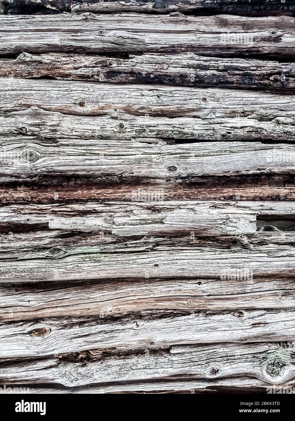 gros plan. un fragment de mur en bois . Banque D'Images