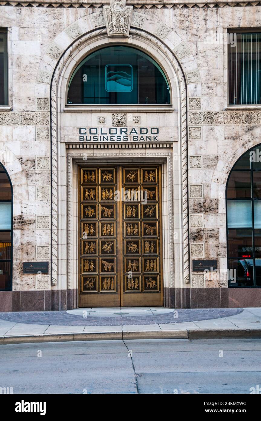 Banque d'affaires du Colorado à 821 Dix-septième rue, l'ancien bâtiment de ciment idéal construit en 1907 et conçu par Montana Fallis et John Stein, Denver Banque D'Images