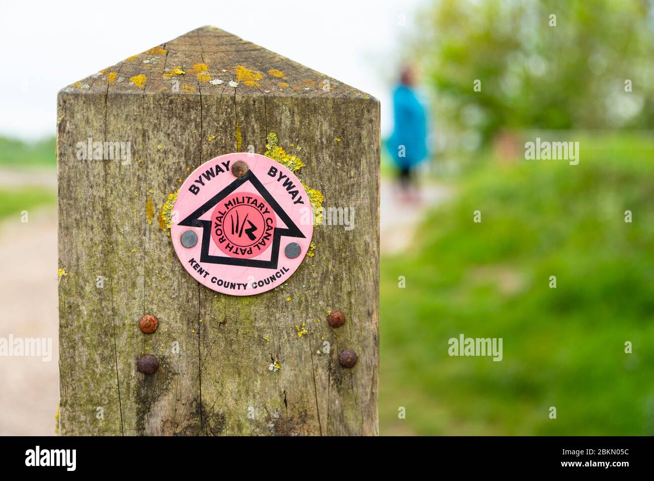 Chemin militaire royal du canal à proximité, en périphérie de hamstreet, kent, royaume-uni Banque D'Images