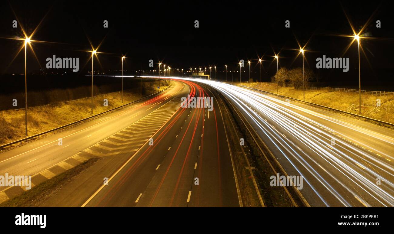 Les feux de circulation sur l'autoroute M56 Ellesmere Port Banque D'Images