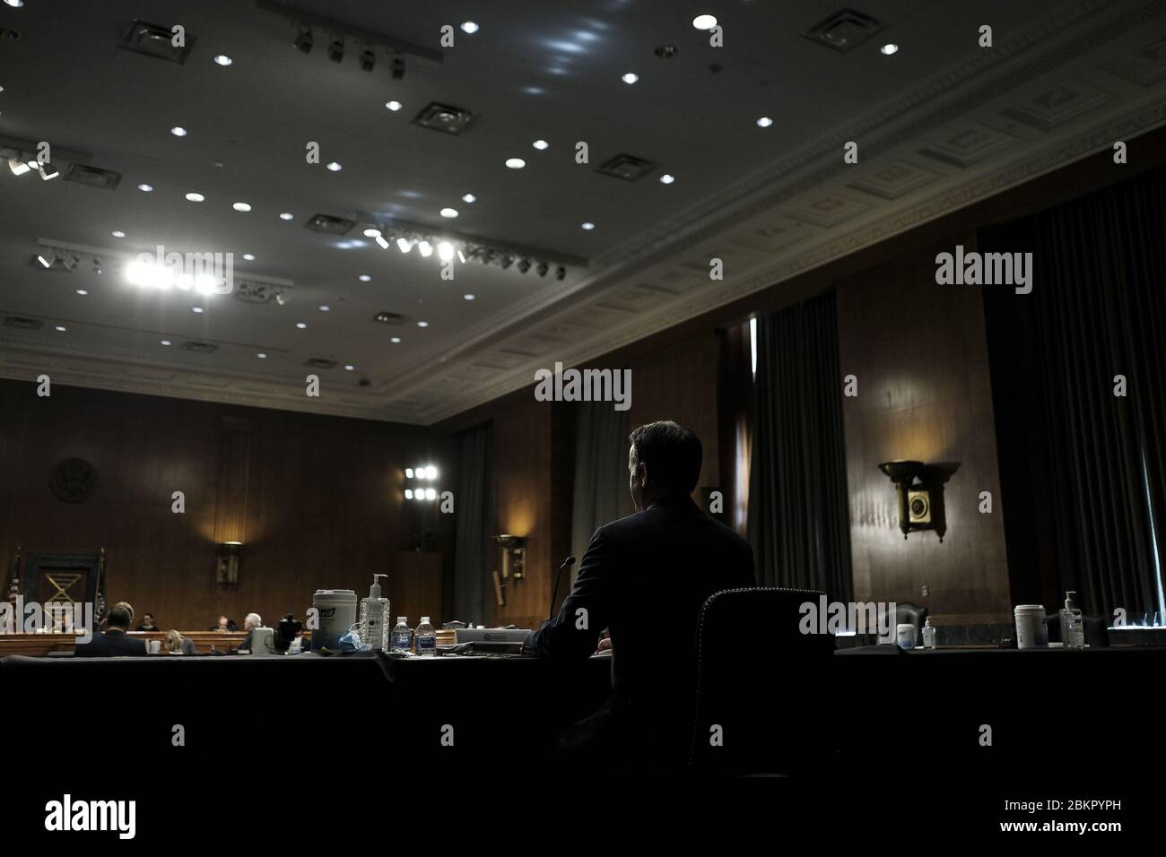 Washington, États-Unis. 05e mai 2020. Le représentant John Ratcliffe, R-Texas, siège avant une audience de nomination du Comité sénatorial des renseignements pour devenir le prochain directeur du renseignement national, à Capitol Hill, à Washington, DC, le mardi 5 mai 2020. Photo de Gabriella Demczuk/UPI crédit: UPI/Alay Live News Banque D'Images