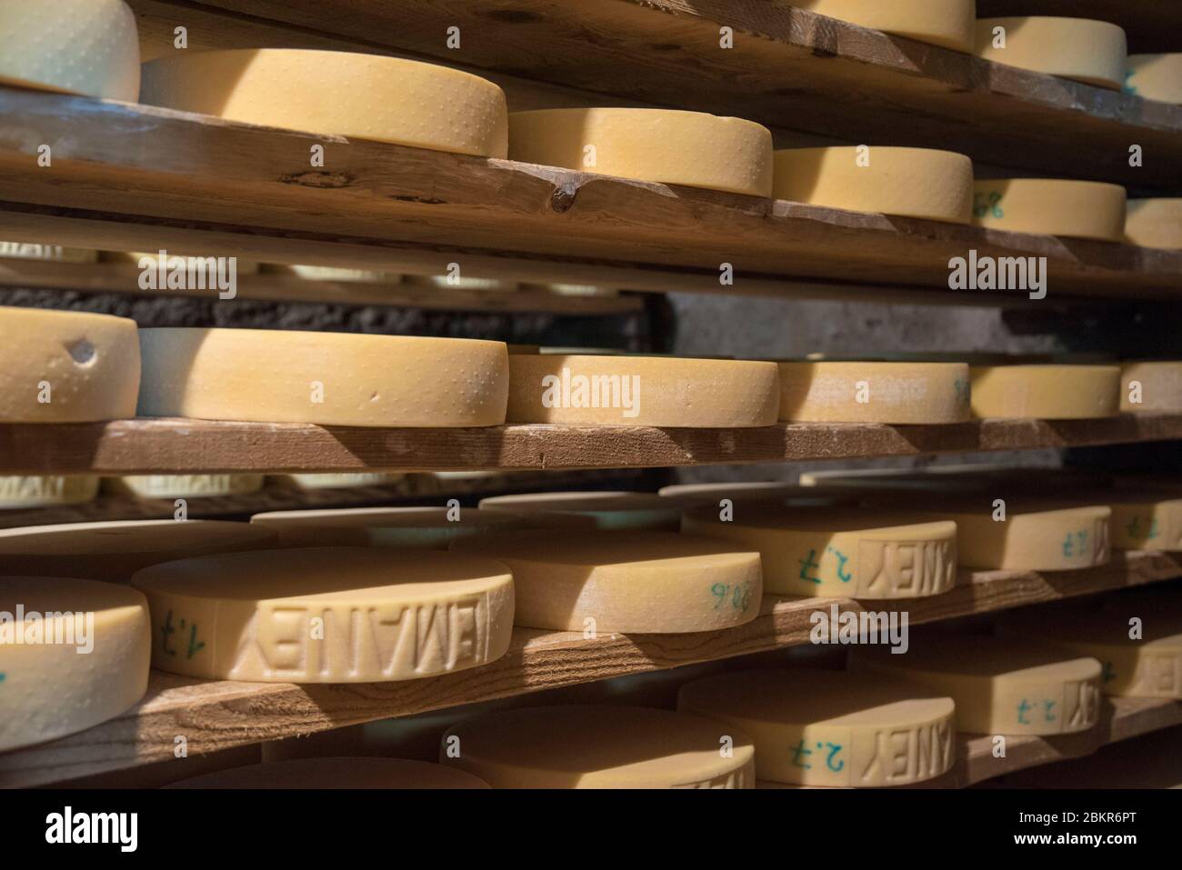 Suisse, Valais, Vallée du trient, Vallon d'Emaney, fromages faits dans le pâturage de montagne d'Emaney Banque D'Images