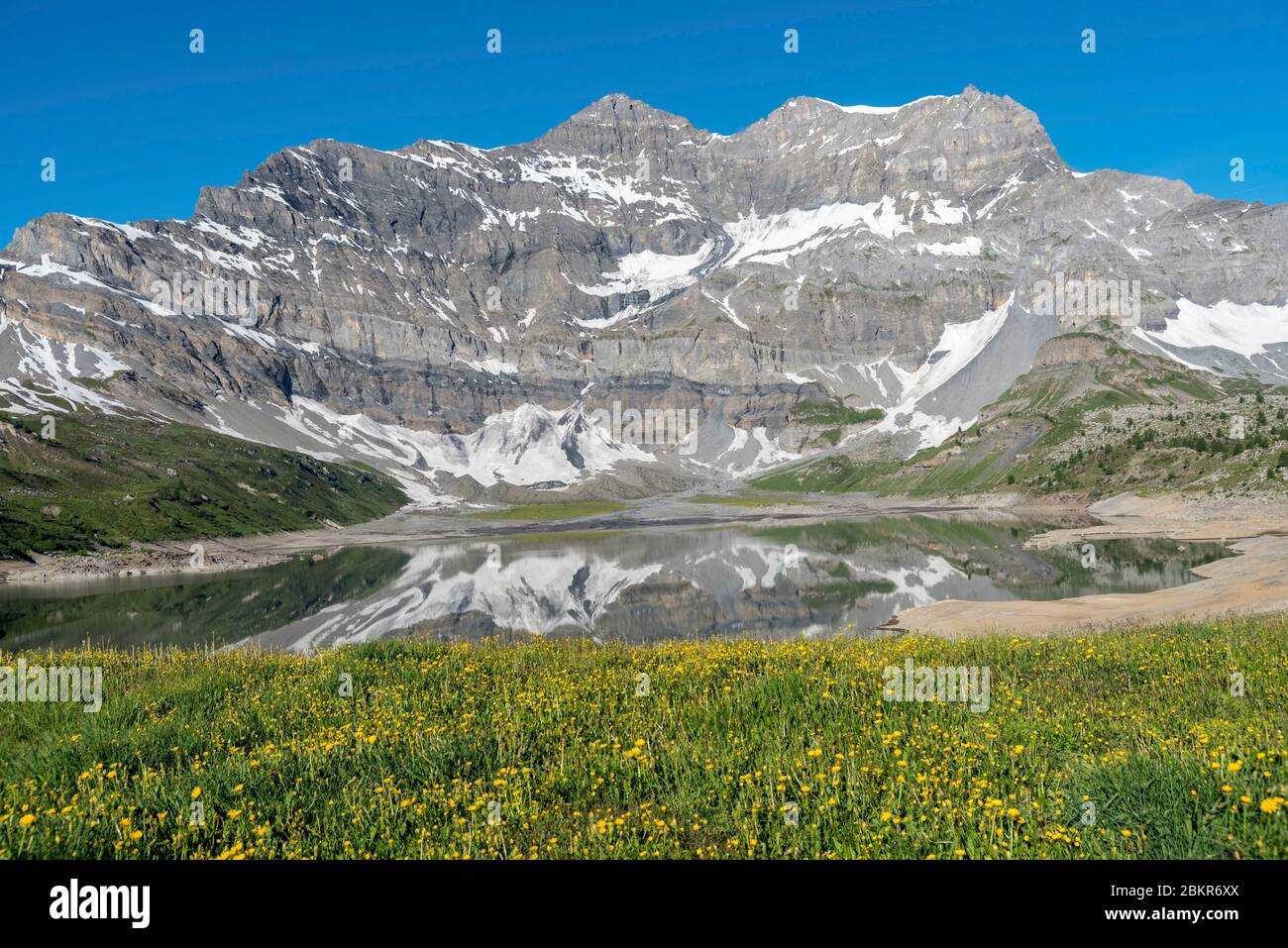 Suisse, Valais, trient, vallée de la Trient, lac Salanfe, lac Salanfe (1902m) avec la Tour de sel (3220m) en arrière-plan Banque D'Images