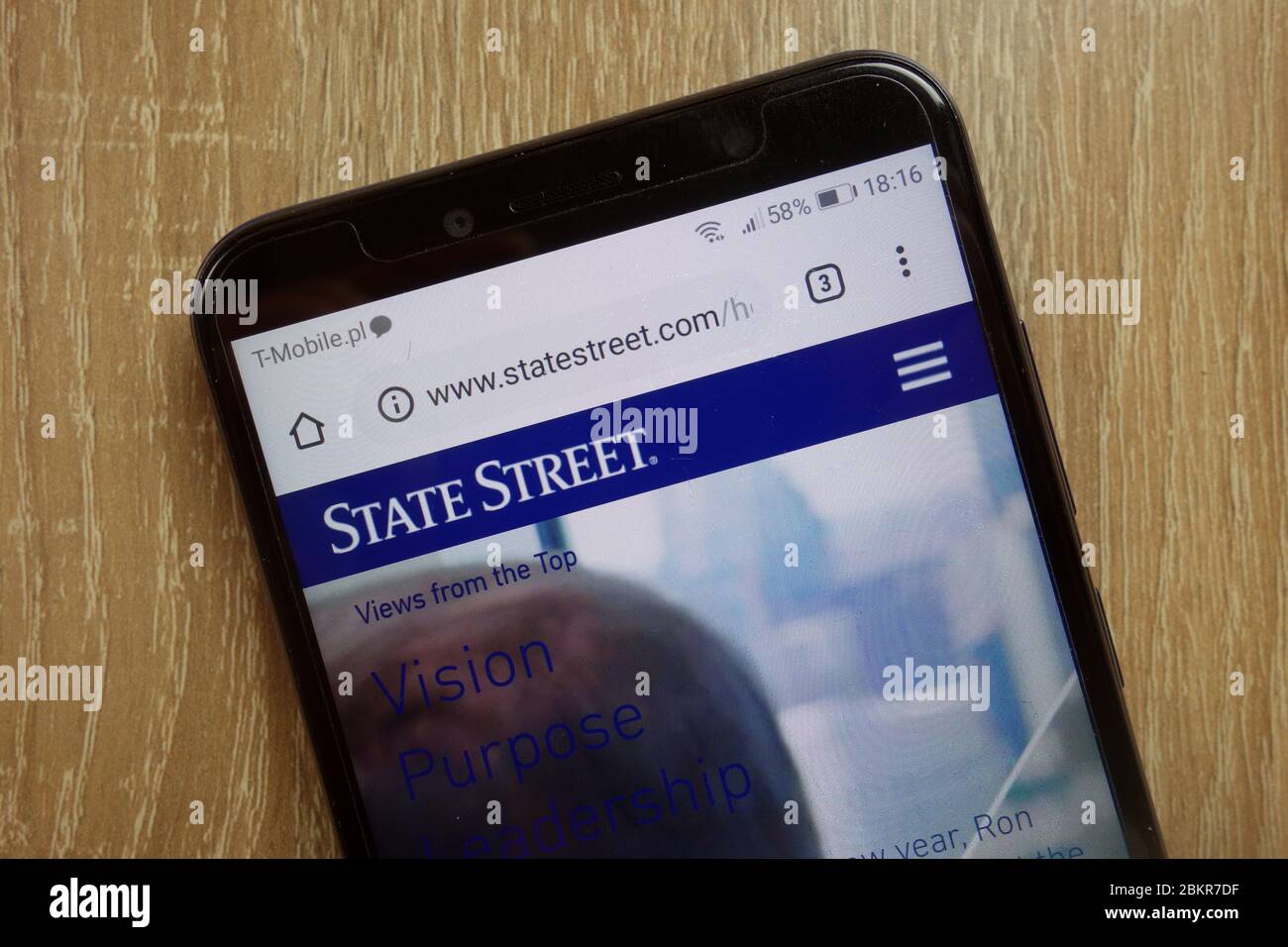 Le site Web de State Street Corporation (www.statestreet.com) est affiché sur le smartphone Banque D'Images Le site Web de State Street Corporation (www.statestreet.com) est affiché sur le smartphone Banque D'Images