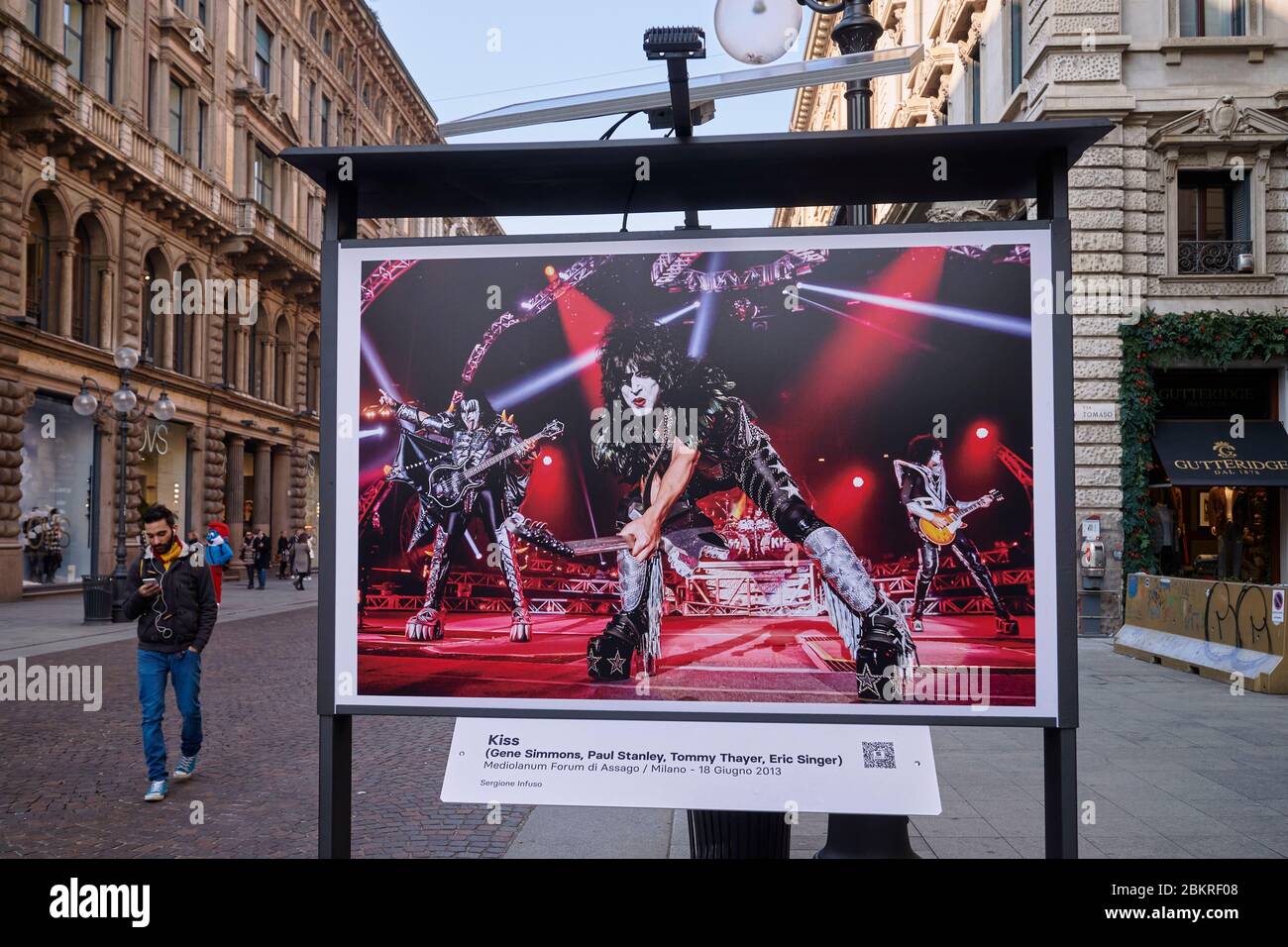 Italie, Lombardie, Milan, via Dante, exposition photo de musiciens Banque D'Images