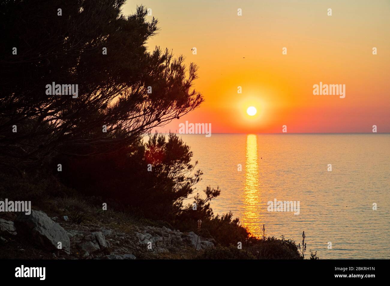 France, Bouches du Rhône, Marseille, coucher de soleil sur la mer Banque D'Images