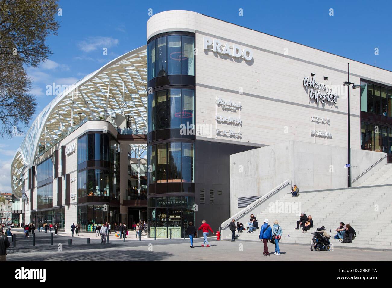 Marseille : Shopping Centre Prado Photo Stock - Alamy