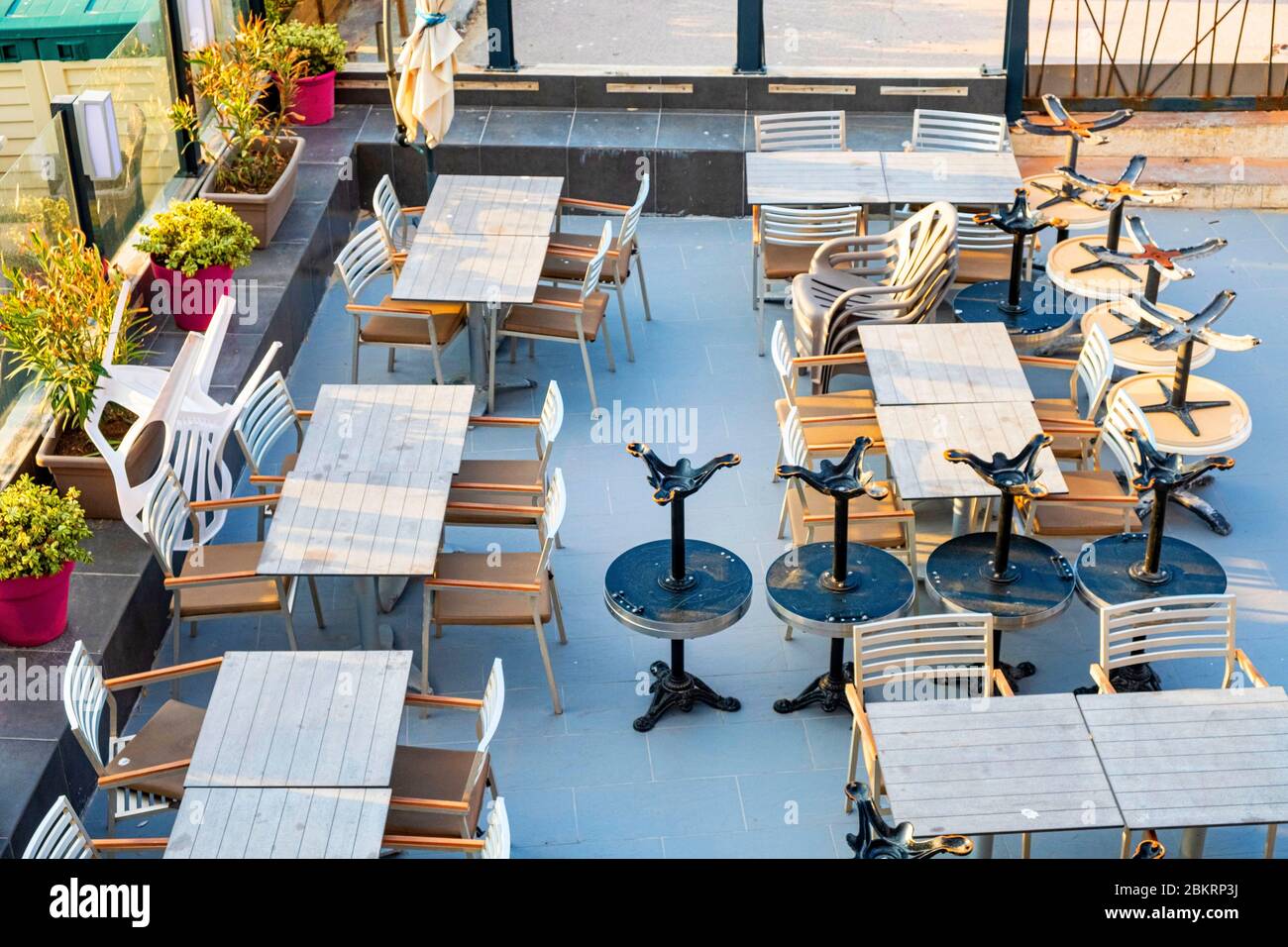 France, Bouches du Rhône, Marseille, Covid-19 ou verrouillage du coronavirus, les plages du Prado, les restaurants de l'escale Borely fermés par décret Banque D'Images