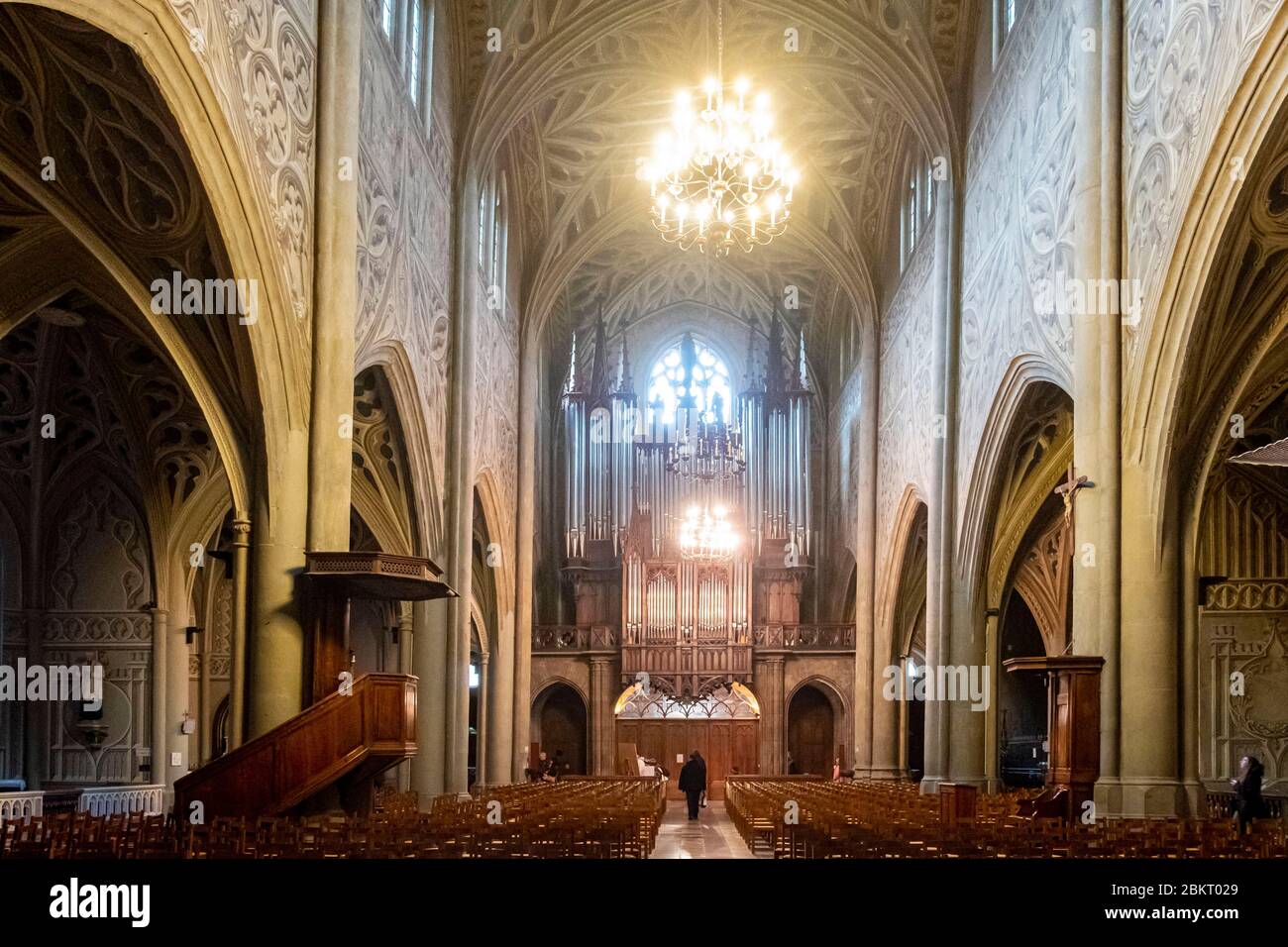 France, Savoie, Chambéry, sur la place M?tropole, la cathédrale Saint François de Sales du XVe siècle Banque D'Images France, Savoie, Chambéry, sur la place M?tropole, la cathédrale Saint François de Sales du XVe siècle Banque D'Images