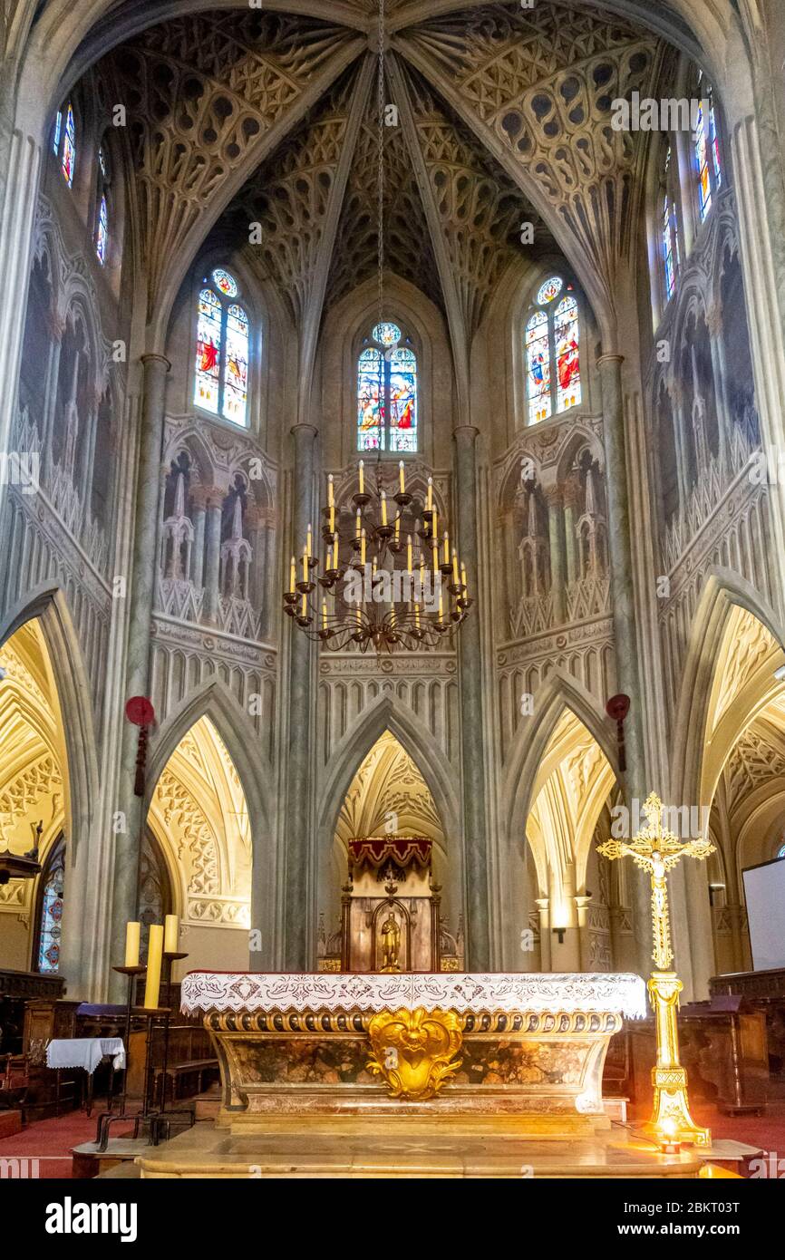France, Savoie, Chambéry, sur la place M?tropole, la cathédrale Saint François de Sales du XVe siècle Banque D'Images France, Savoie, Chambéry, sur la place M?tropole, la cathédrale Saint François de Sales du XVe siècle Banque D'Images