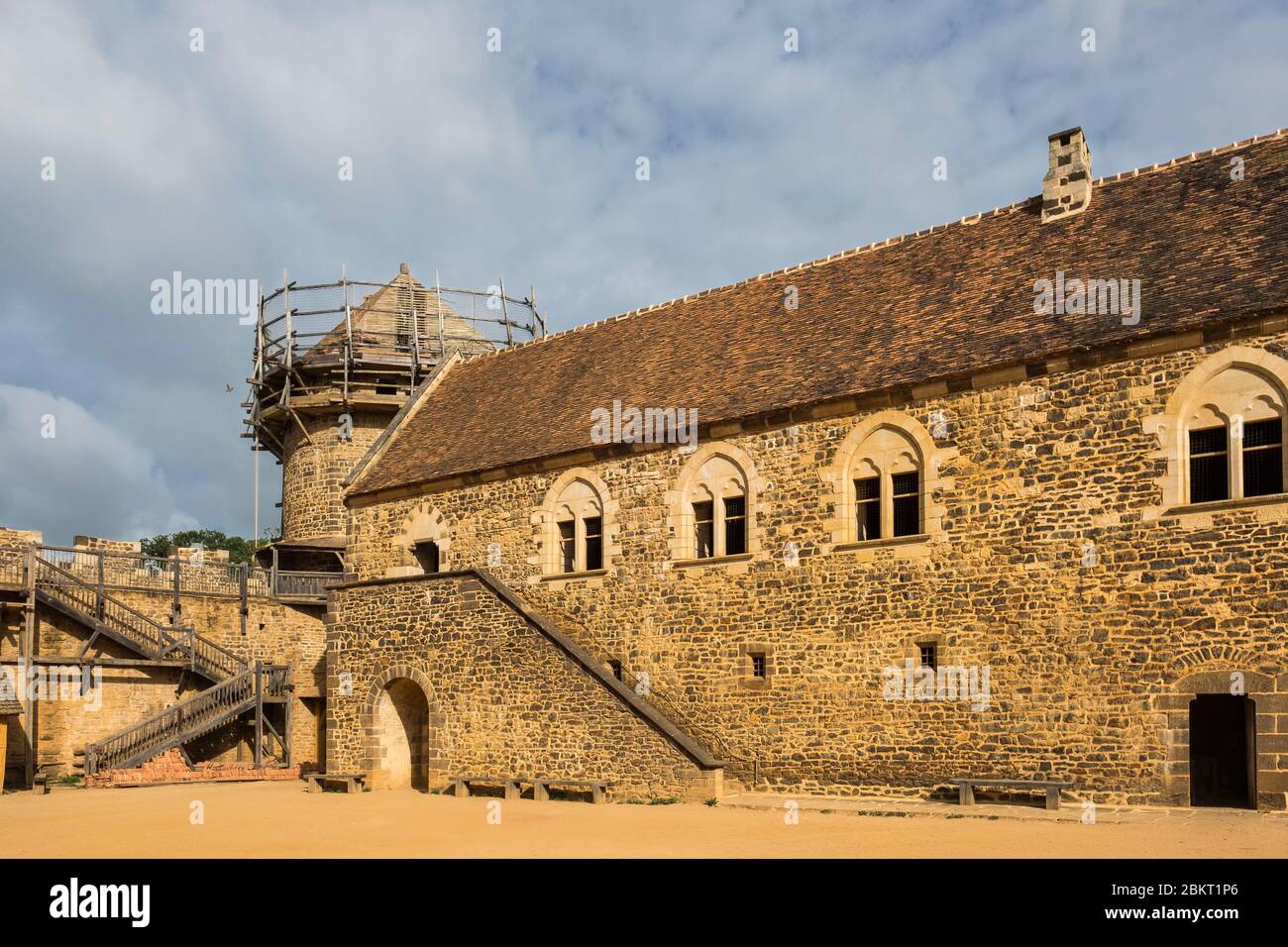 France, Yonne (89), Treigny, château de Gu?delon, site médiéval Banque D'Images