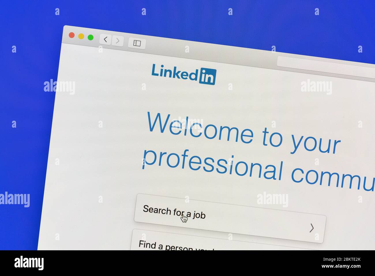 Ostersund, Suède - 5 mai 2020 - site Linkedin sur écran d'ordinateur. LinkedIn est un site de réseautage social orienté vers l'entreprise. Banque D'Images