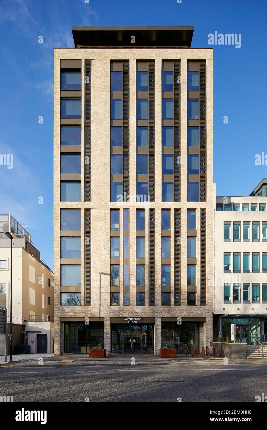 Façade extérieure. Cumberland place, Southampton, Royaume-Uni. Architecte: O'Connell East Architects, 2019. Banque D'Images