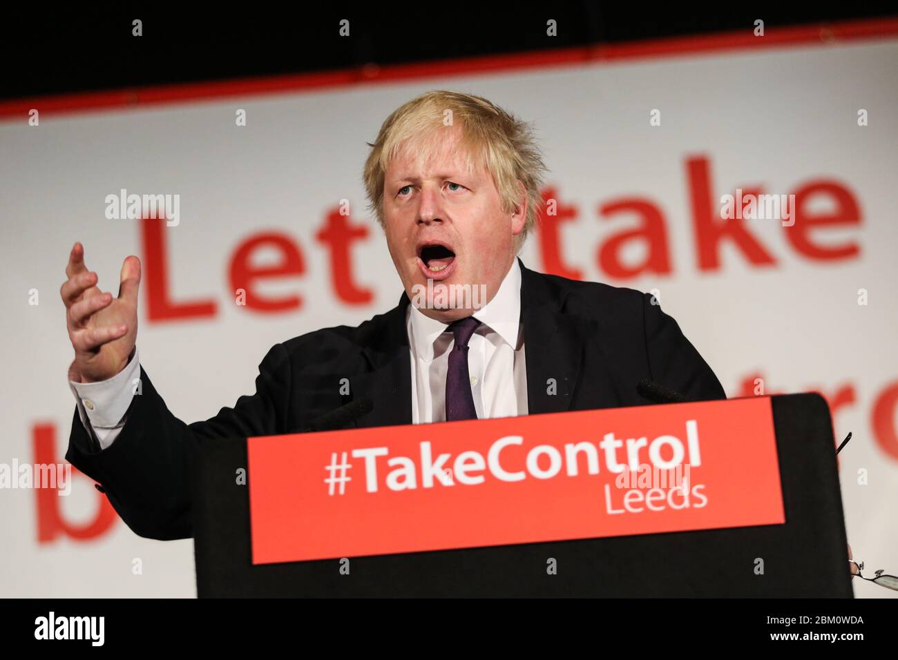 Boris Johnson, député conservateur et maire de Londres, parle lors d'un congé de vote à Leeds, dans le West Yorkshire. Faire campagne pour le référendum, qui va de Banque D'Images