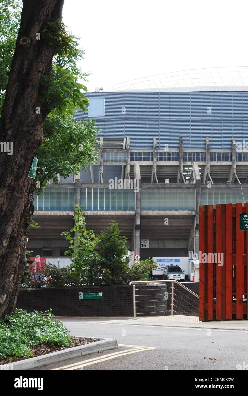 Millennium Stadium Principauté Stadium, Westgate Street, Cardiff, pays de Galles CF10 1JA par Bligh Lobb Sports Architecture HOK 2000 Banque D'Images