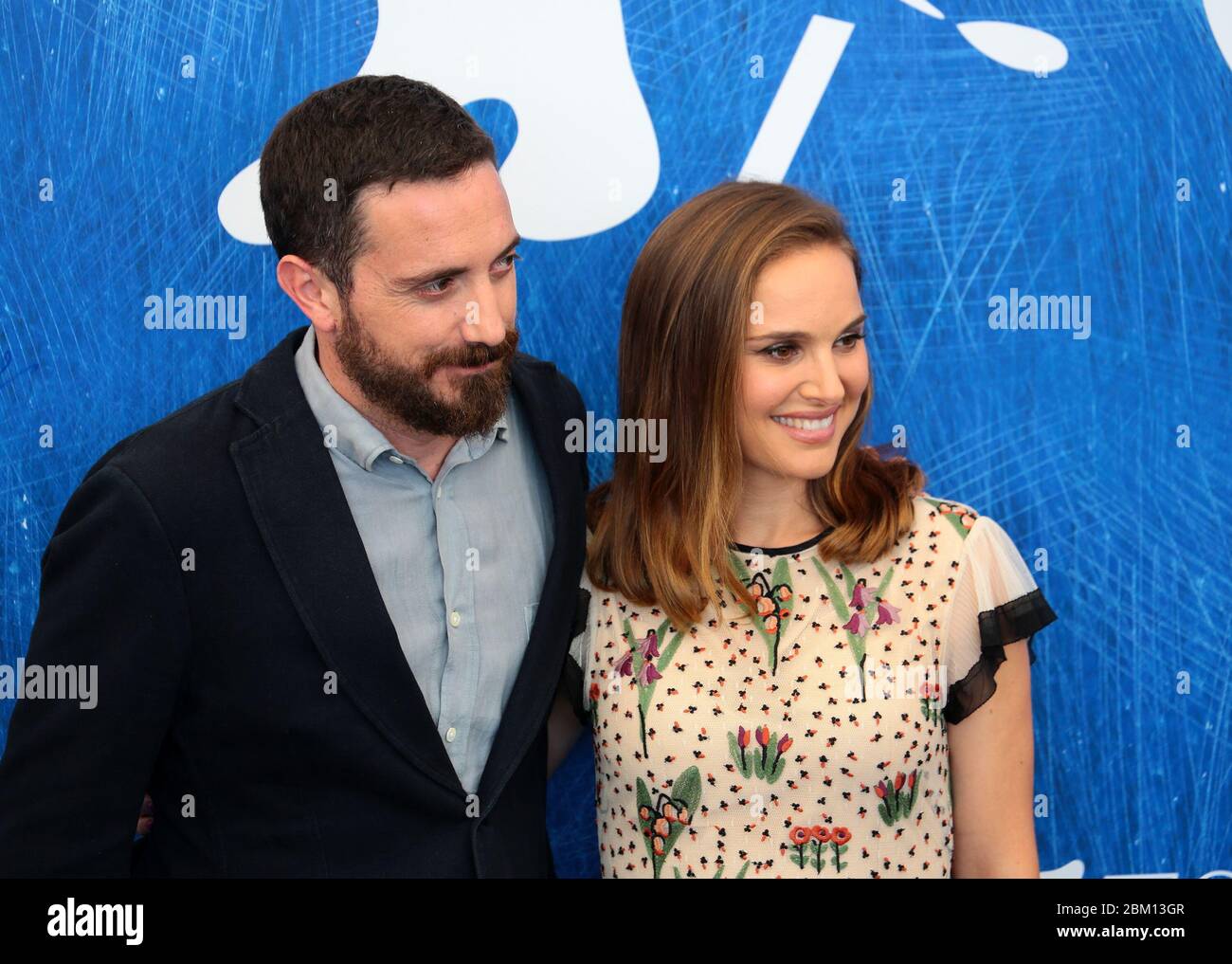 VENISE, ITALIE - SEPTEMBRE 07 : Pablo Larrain et Natalie Portman assistent à une séance photo pour 'Jackie' lors du 73e Festival du film de Venise Banque D'Images