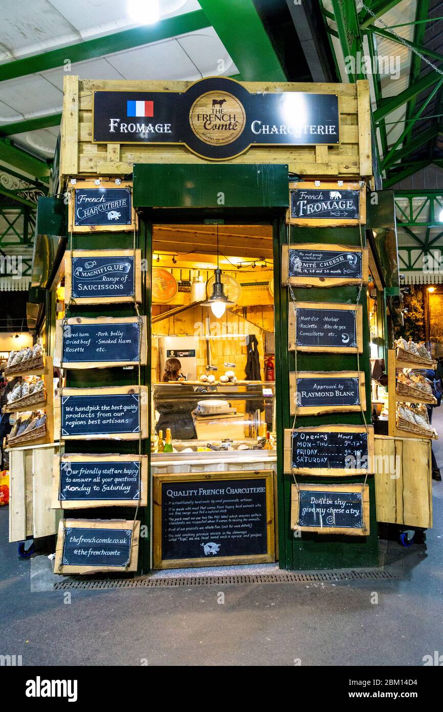 La fromagerie française Comte à Borough Market, Londres, Royaume-Uni Banque D'Images