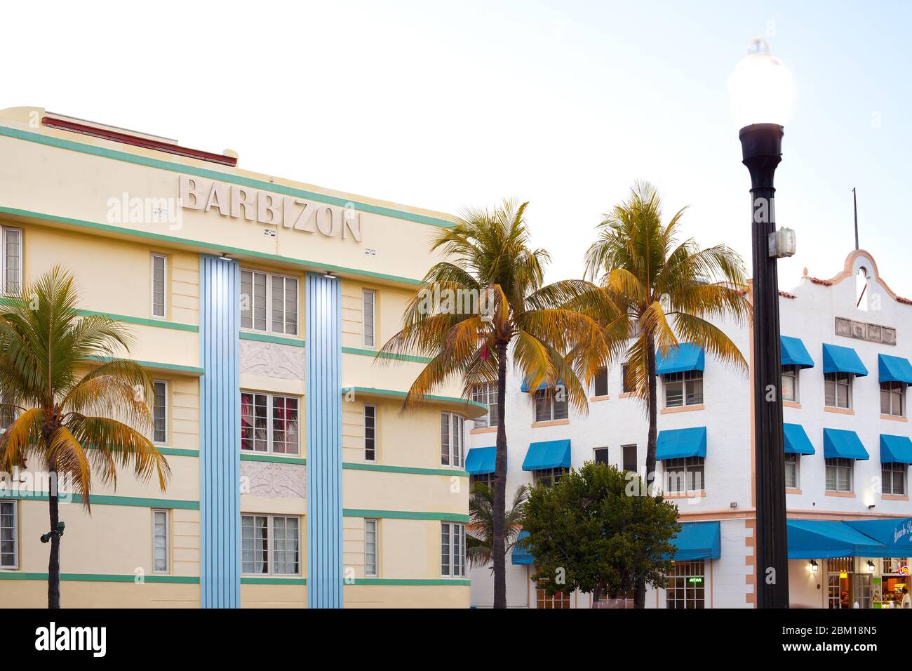 South Beach, Miami, Floride, États-Unis - édifices Art déco situés à Ocean Drive, dans le quartier Art déco de South Beach. Banque D'Images