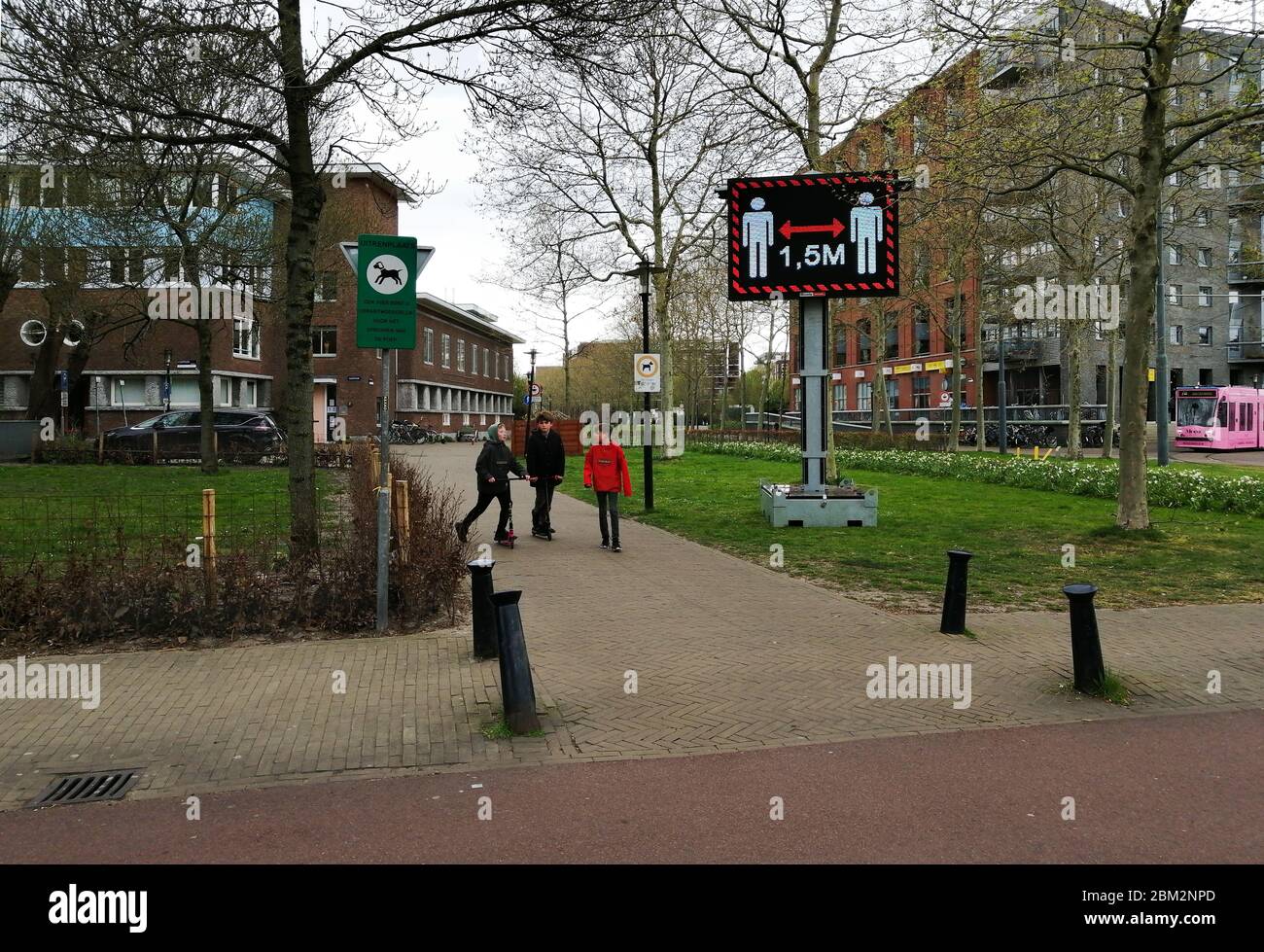 Amsterdam Oost social distanciation Banque D'Images