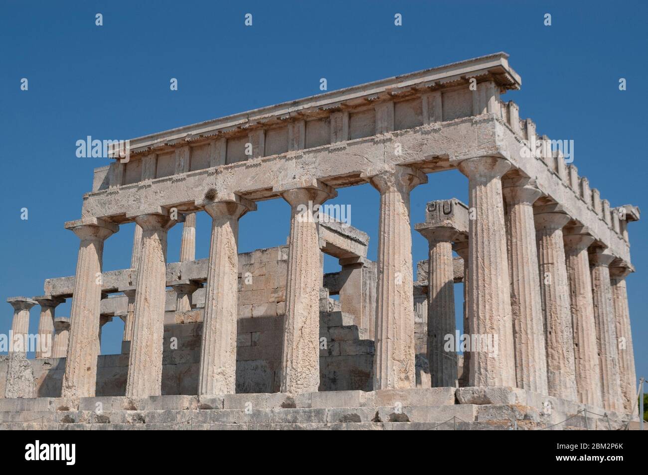 Temple d'Aphaia sur l'île grecque d'Aegina, Golfe Saronique, Grèce Banque D'Images