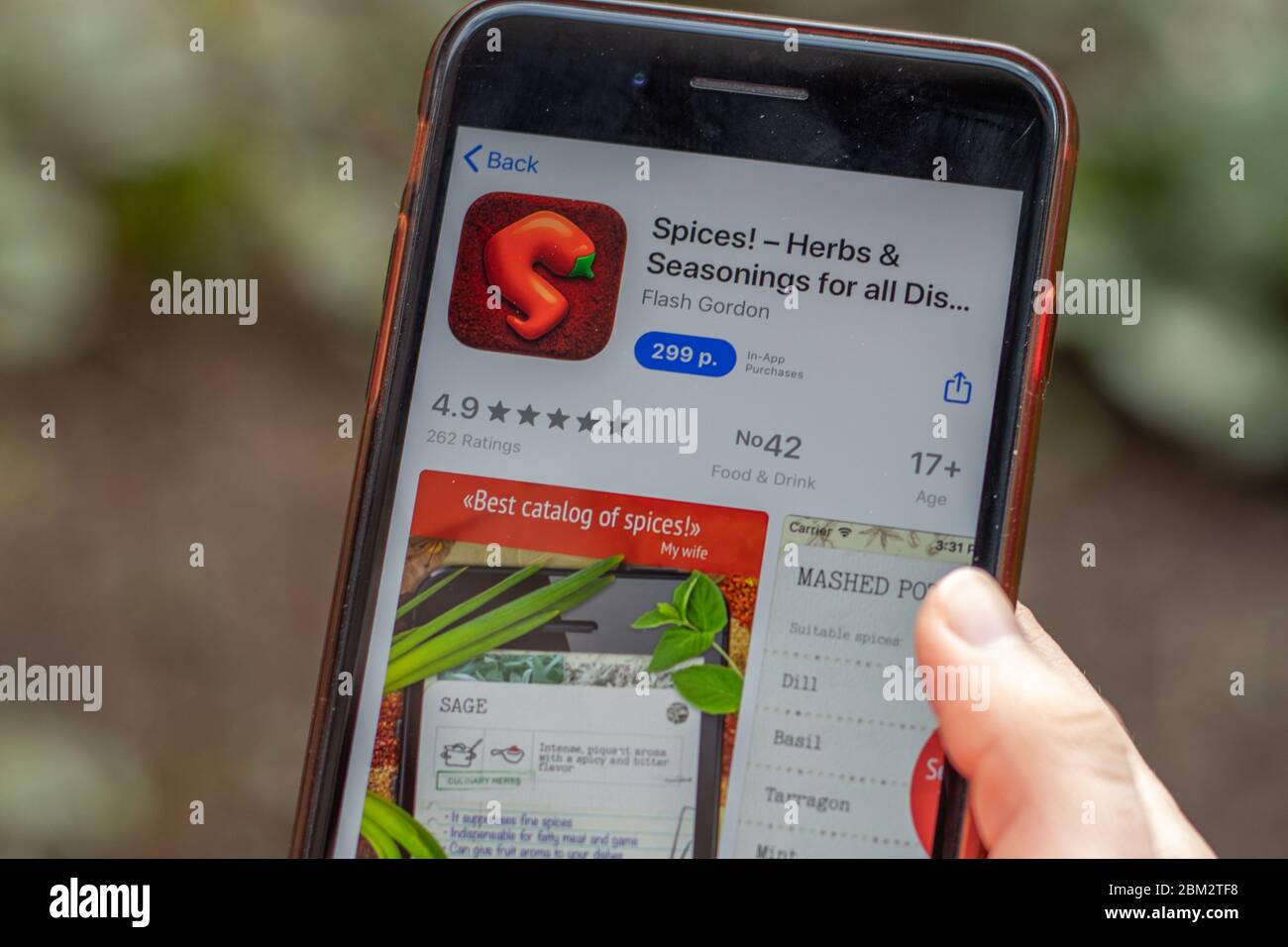 New York, Etats-Unis - 1er mai 2020 : gros plan du logo de l'application épices sur l'écran du téléphone, Editorial Banque D'Images